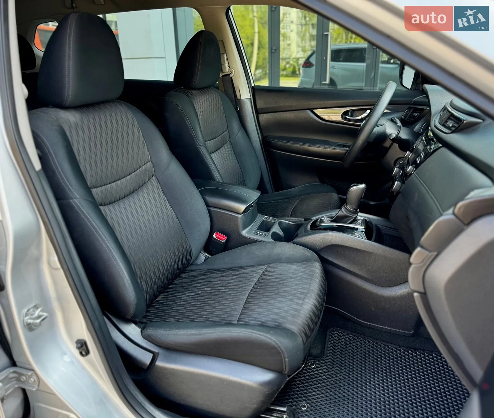 2017 Nissan Rogue - мініатюра 18