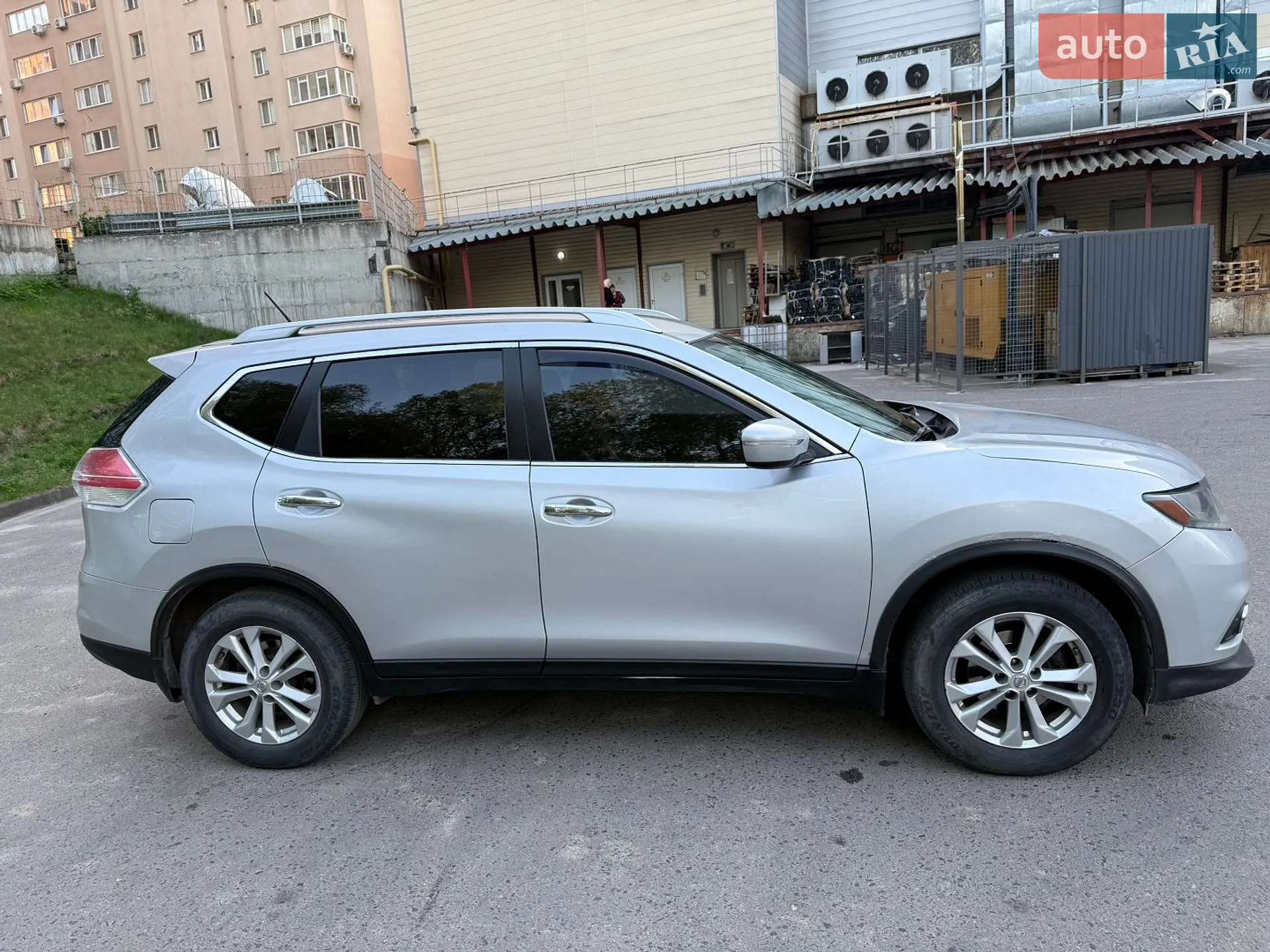 2015 Nissan Rogue - мініатюра 3