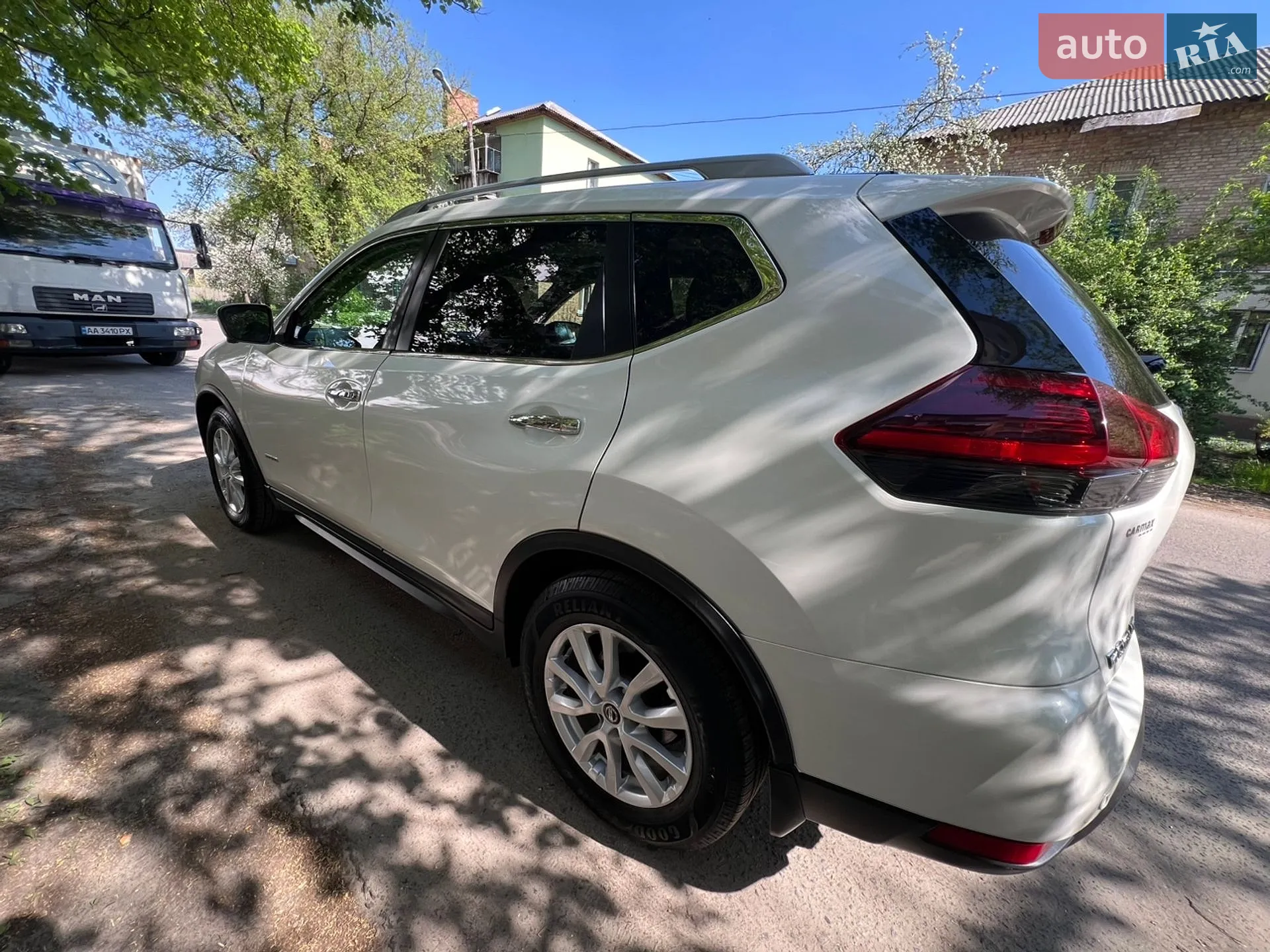 2018 Nissan Rogue - мініатюра 3