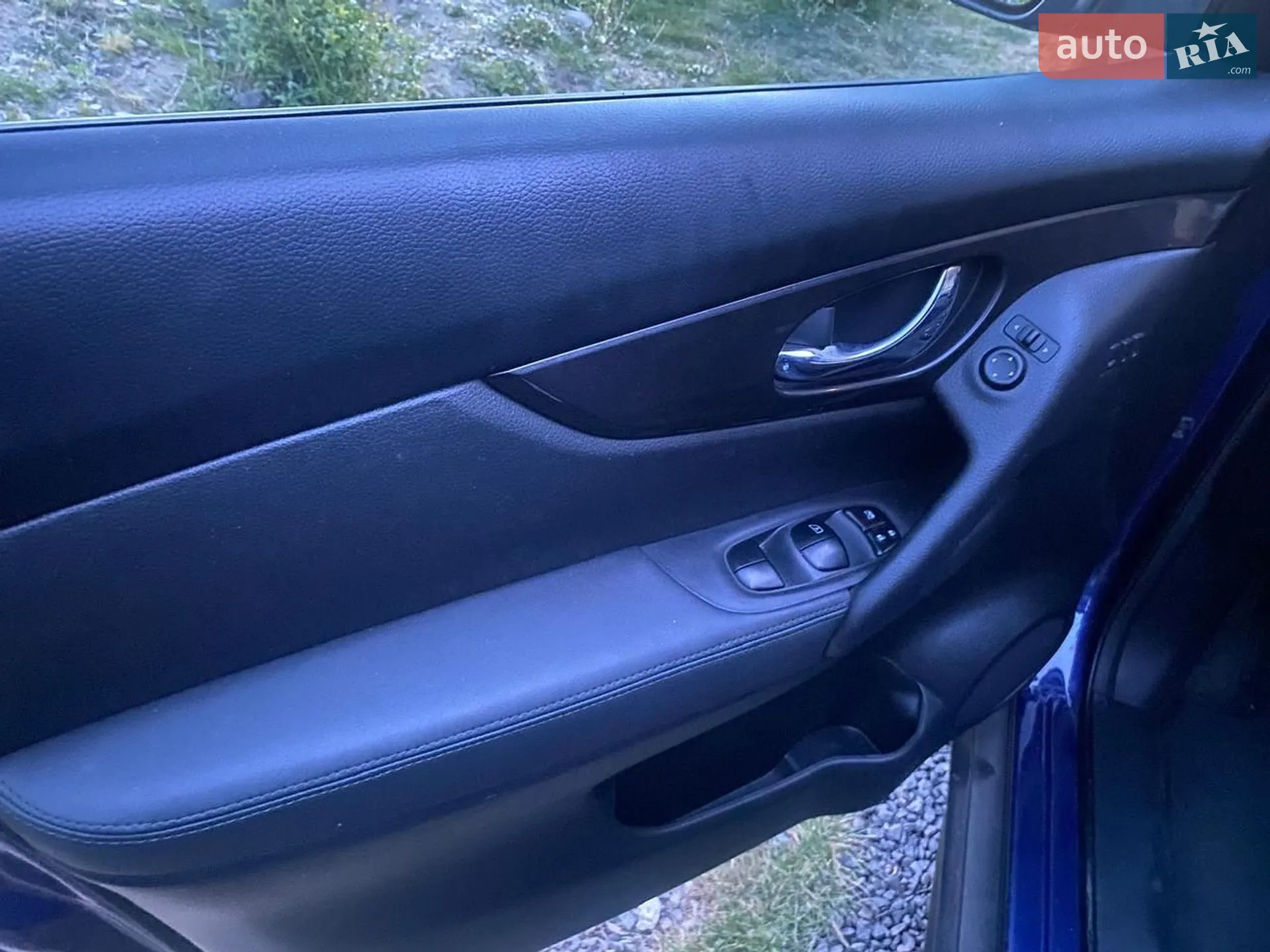 2018 Nissan Rogue - мініатюра 9