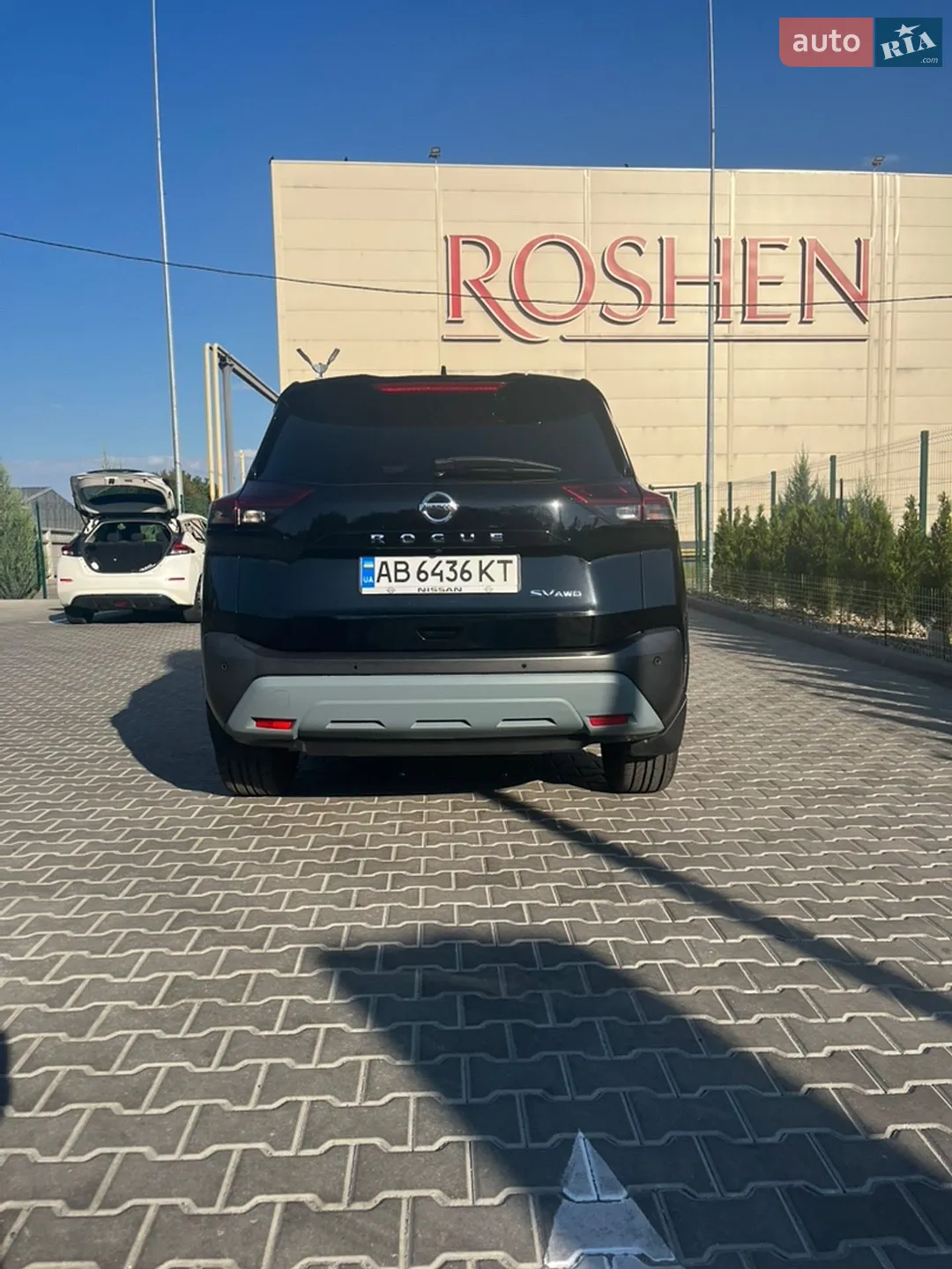 2021 Nissan Rogue - мініатюра 2