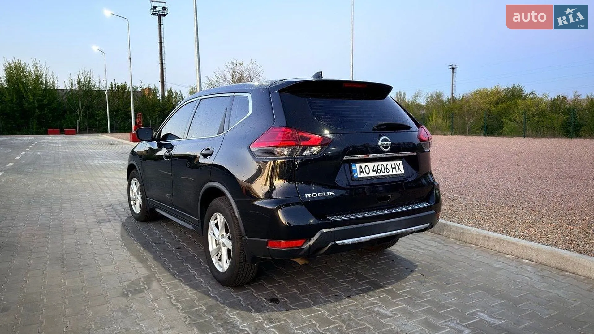 2017 Nissan Rogue - мініатюра 3