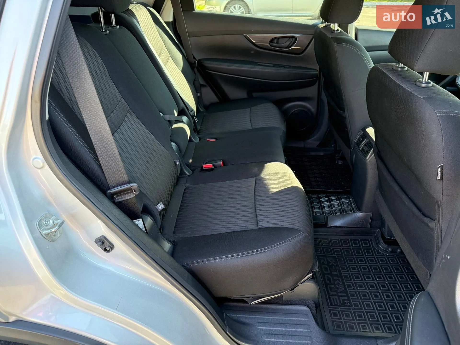 2019 Nissan Rogue - мініатюра 30