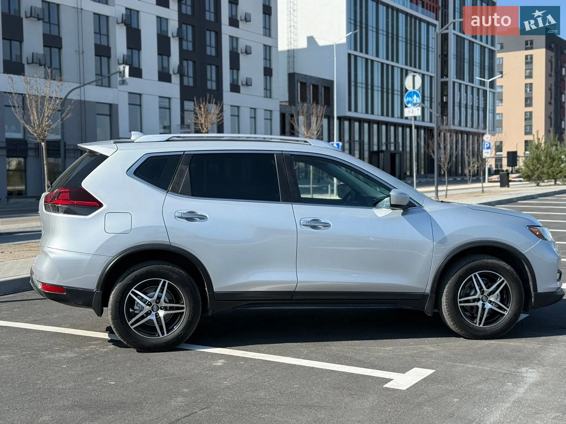 2020 Nissan Rogue - мініатюра 17