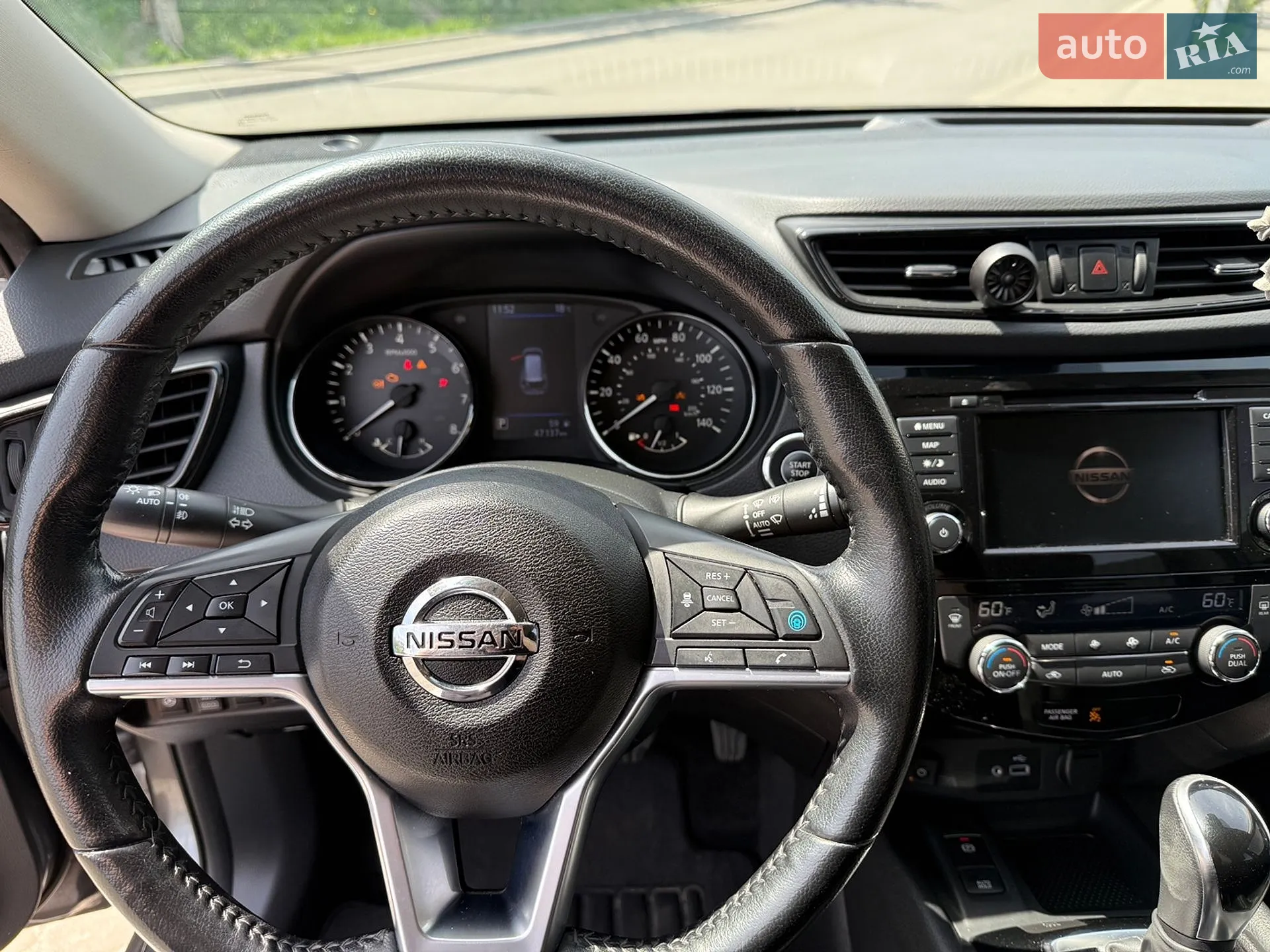 2019 Nissan Rogue - мініатюра 11