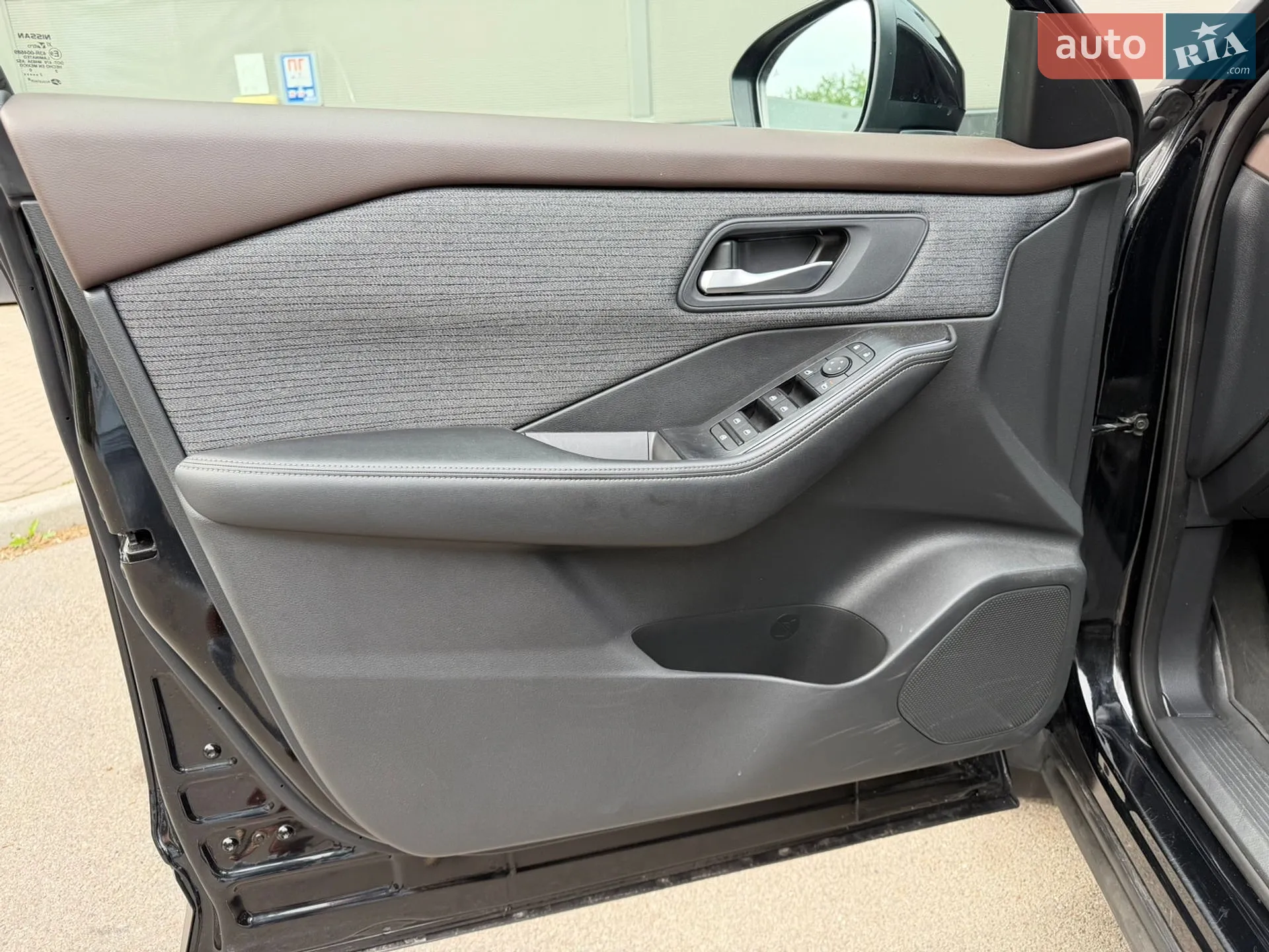 2022 Nissan Rogue - мініатюра 11