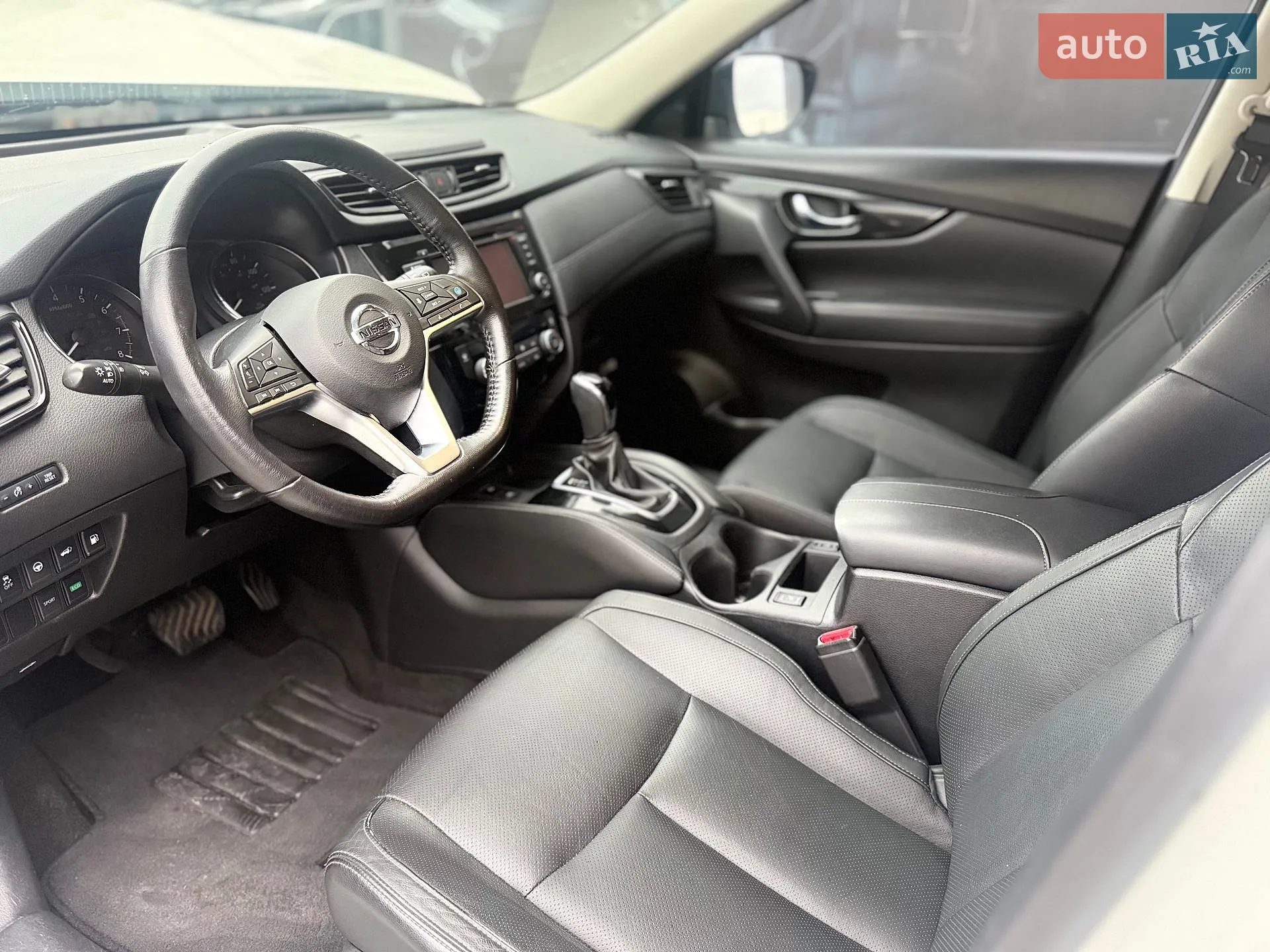 2018 Nissan Rogue - мініатюра 17