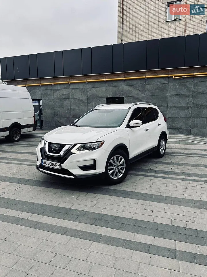 2018 Nissan Rogue - мініатюра 16