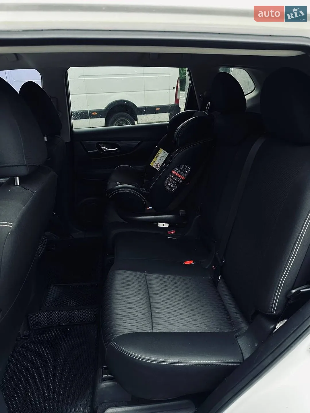 2017 Nissan Rogue - мініатюра 20