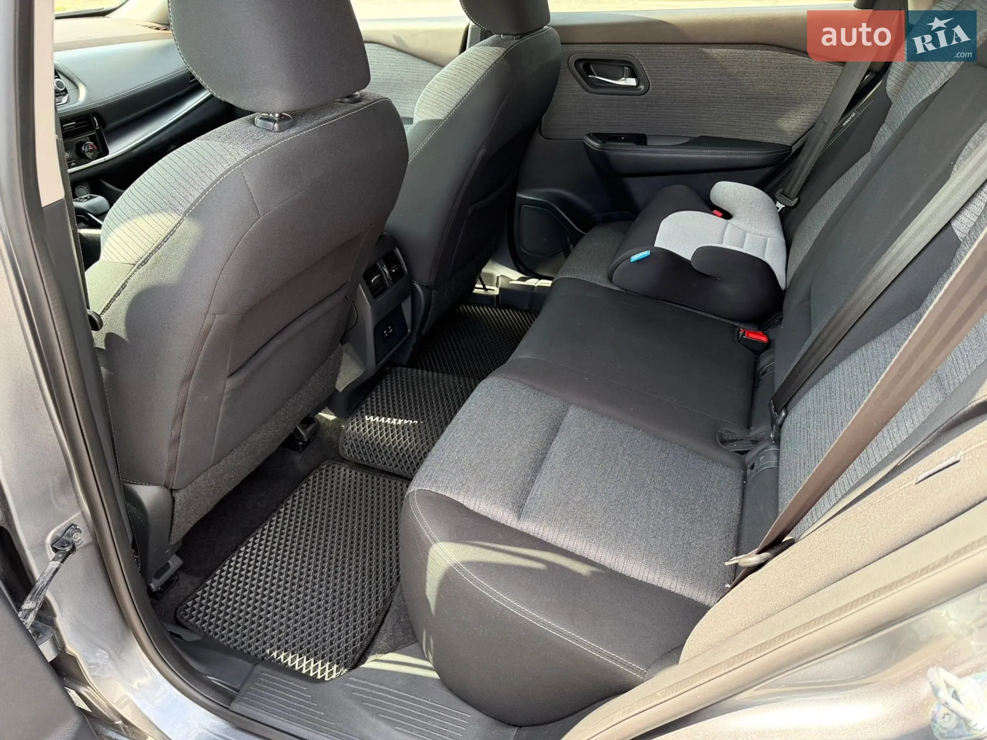 2021 Nissan Rogue - мініатюра 23