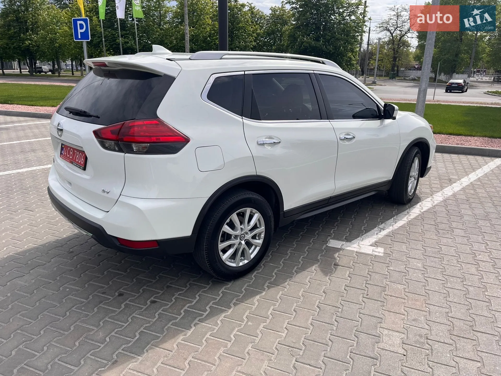 2017 Nissan Rogue - мініатюра 4