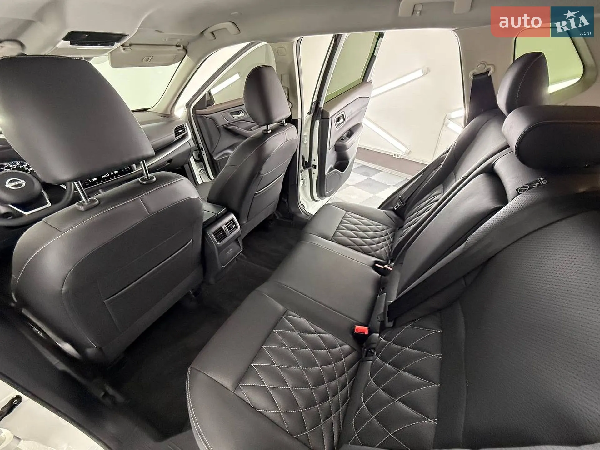2023 Nissan Rogue - мініатюра 25