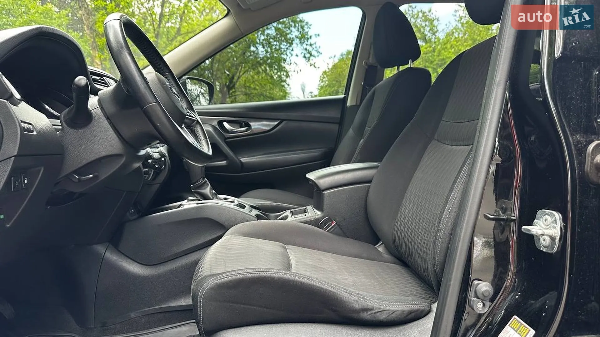 2017 Nissan Rogue - мініатюра 15