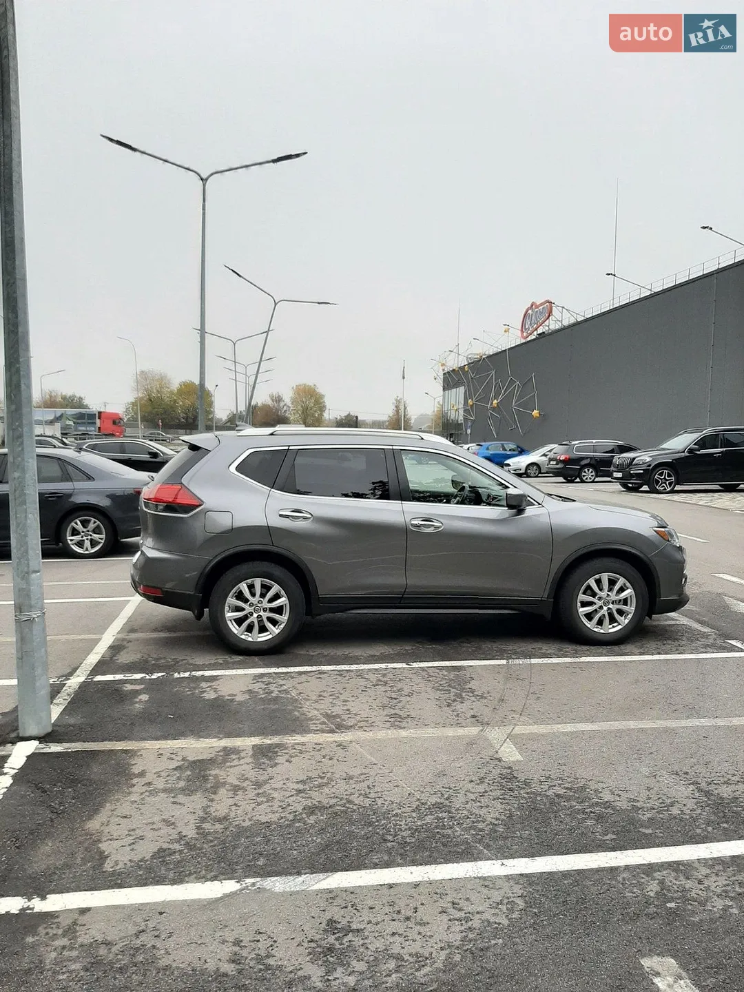 2017 Nissan Rogue - мініатюра 5