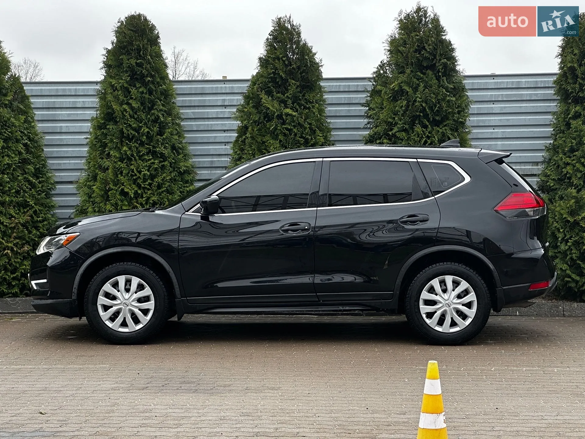 2017 Nissan Rogue - мініатюра 5