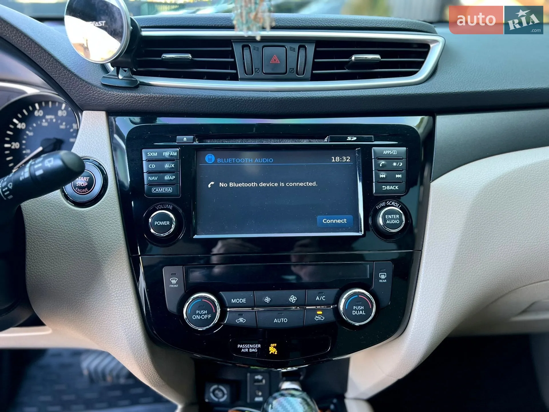 2016 Nissan Rogue - мініатюра 31