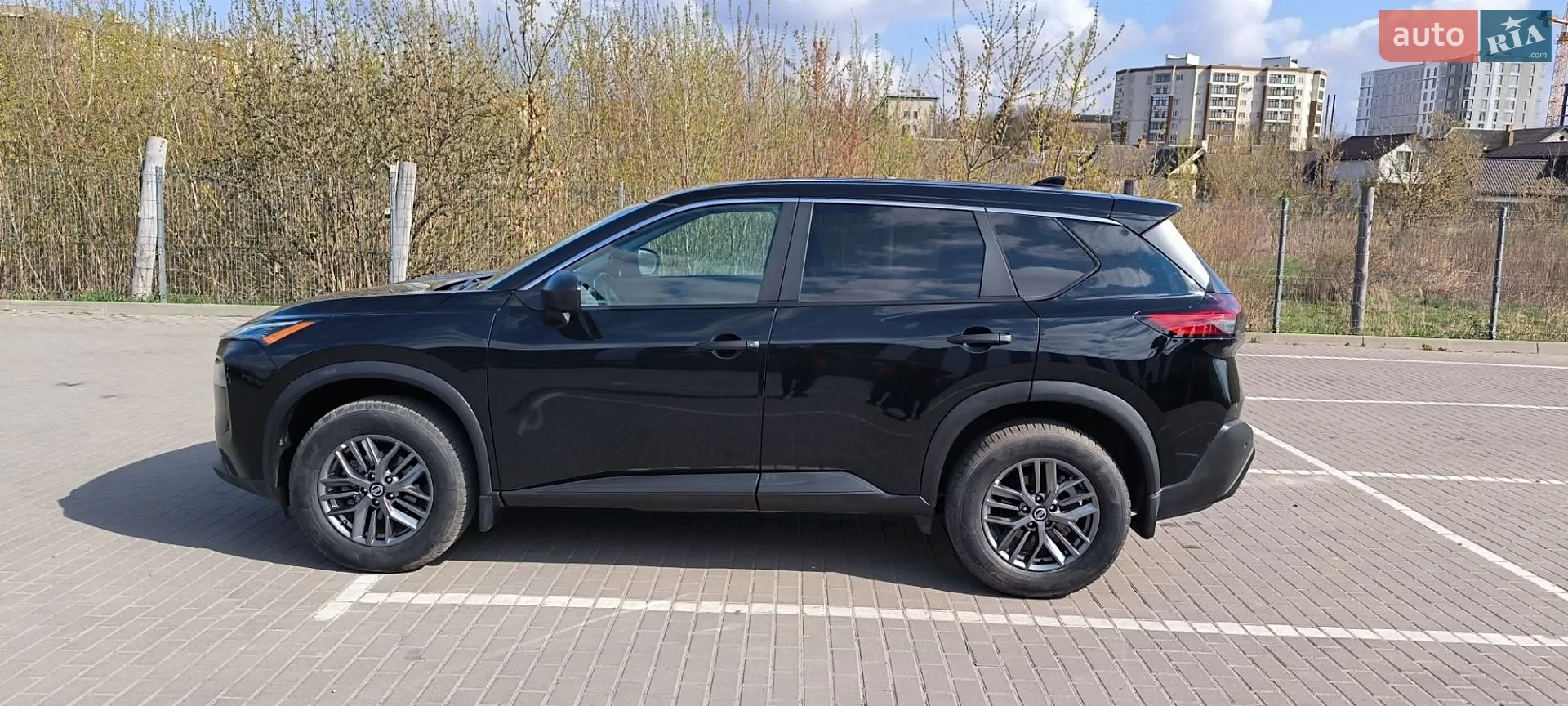 2020 Nissan Rogue - мініатюра 2