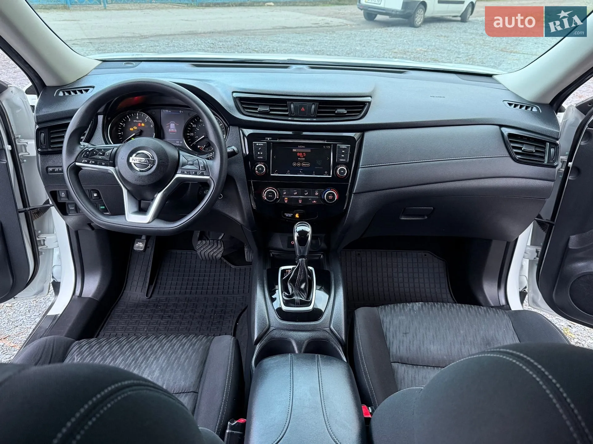2018 Nissan Rogue - мініатюра 6