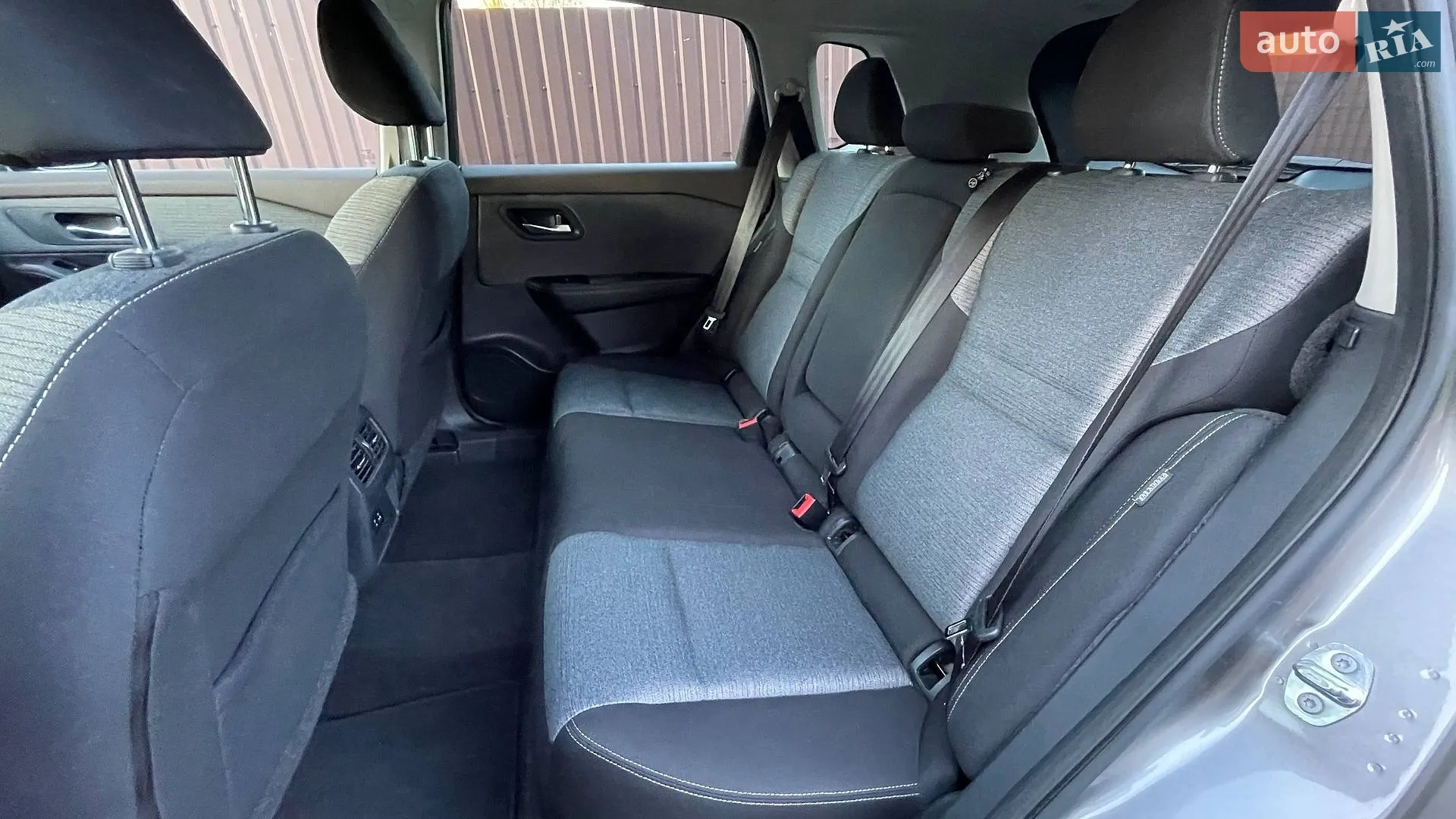 2021 Nissan Rogue - мініатюра 18