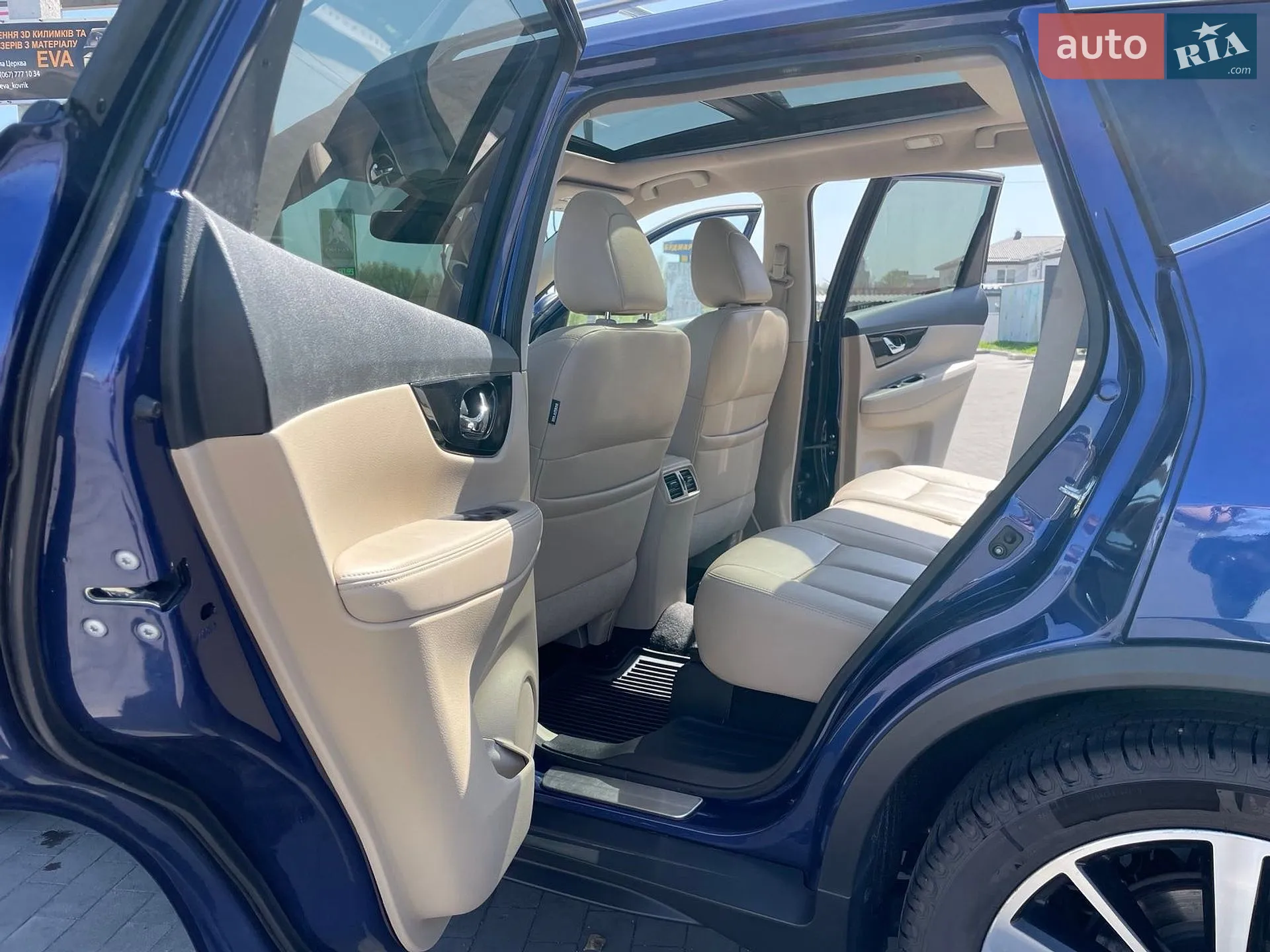 2019 Nissan Rogue - мініатюра 9