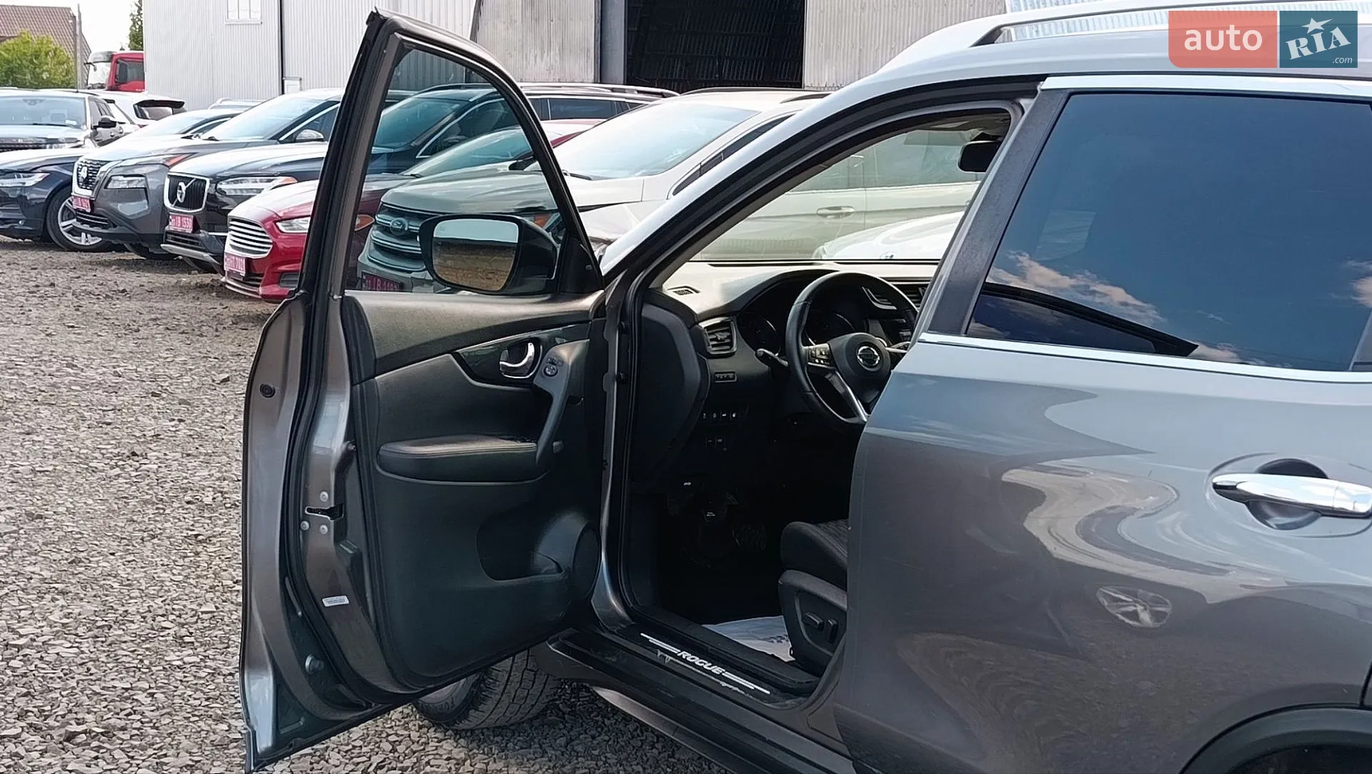 2019 Nissan Rogue - мініатюра 9