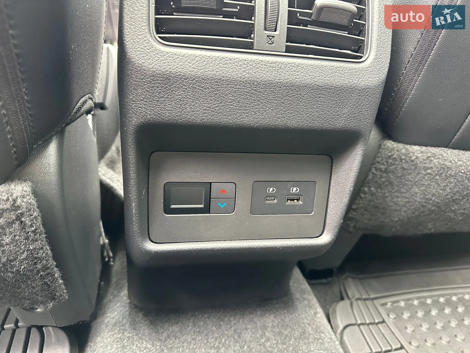 2020 Nissan Rogue - мініатюра 27