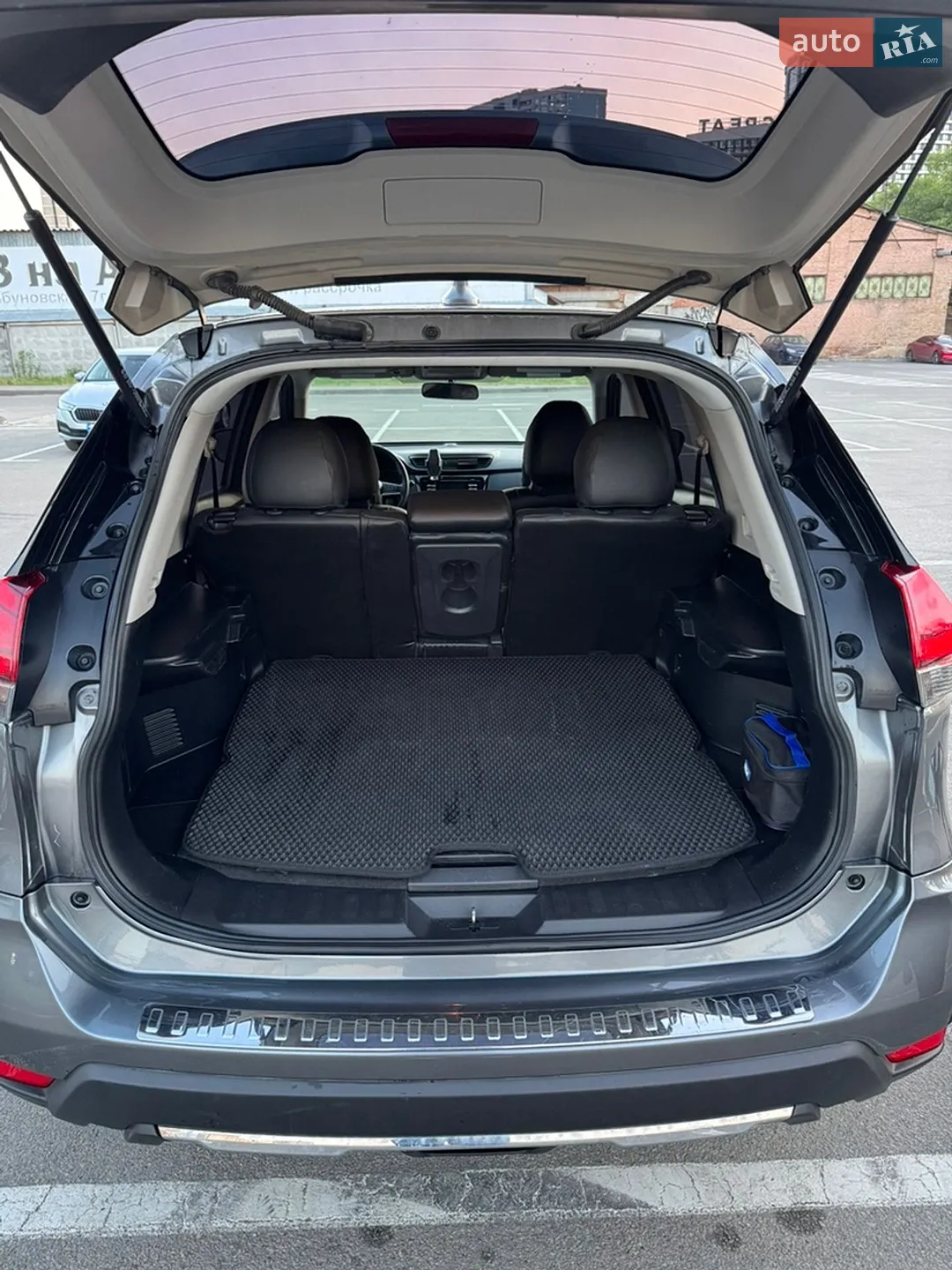 2017 Nissan Rogue - мініатюра 16