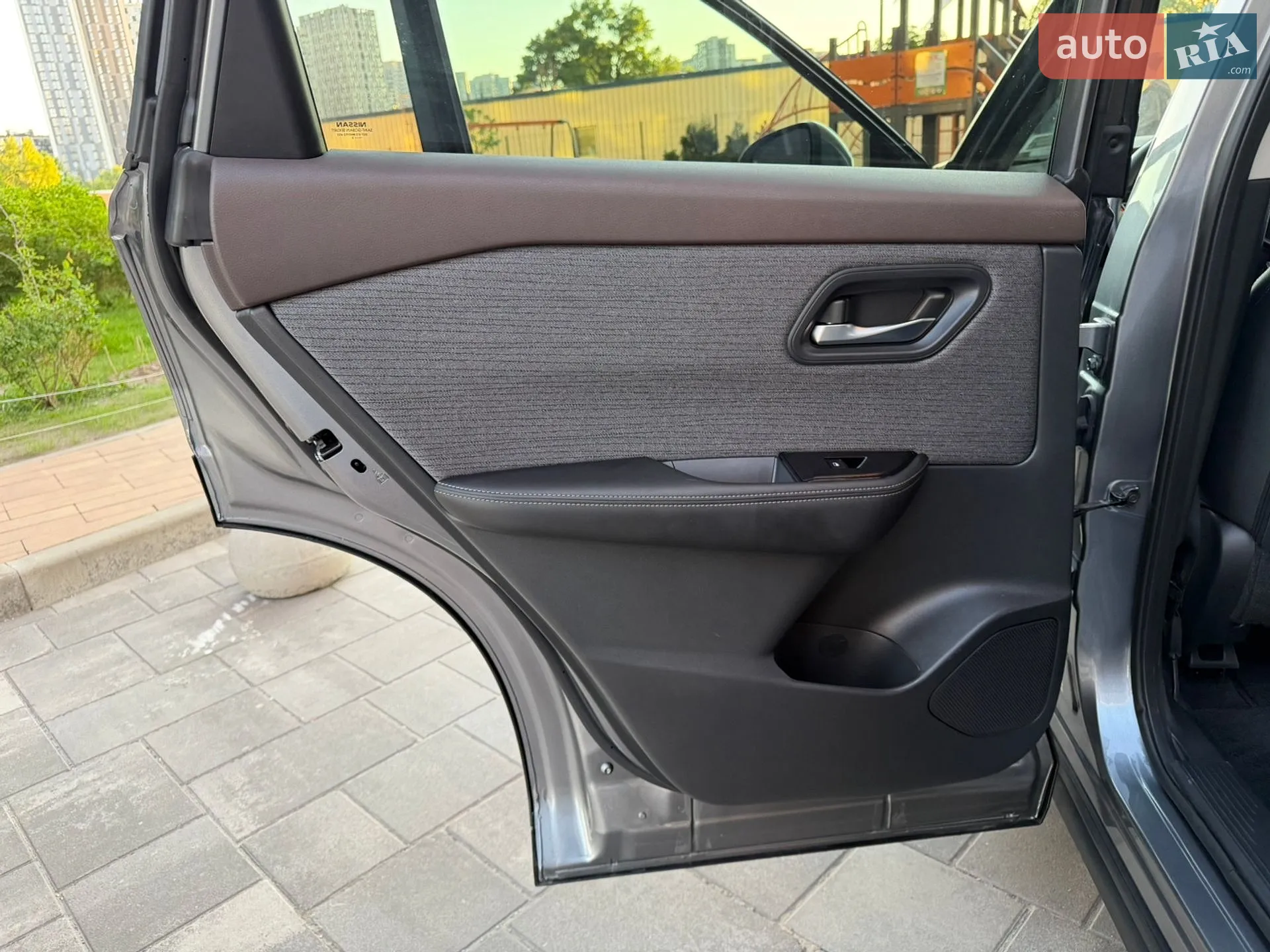 2022 Nissan Rogue - мініатюра 16