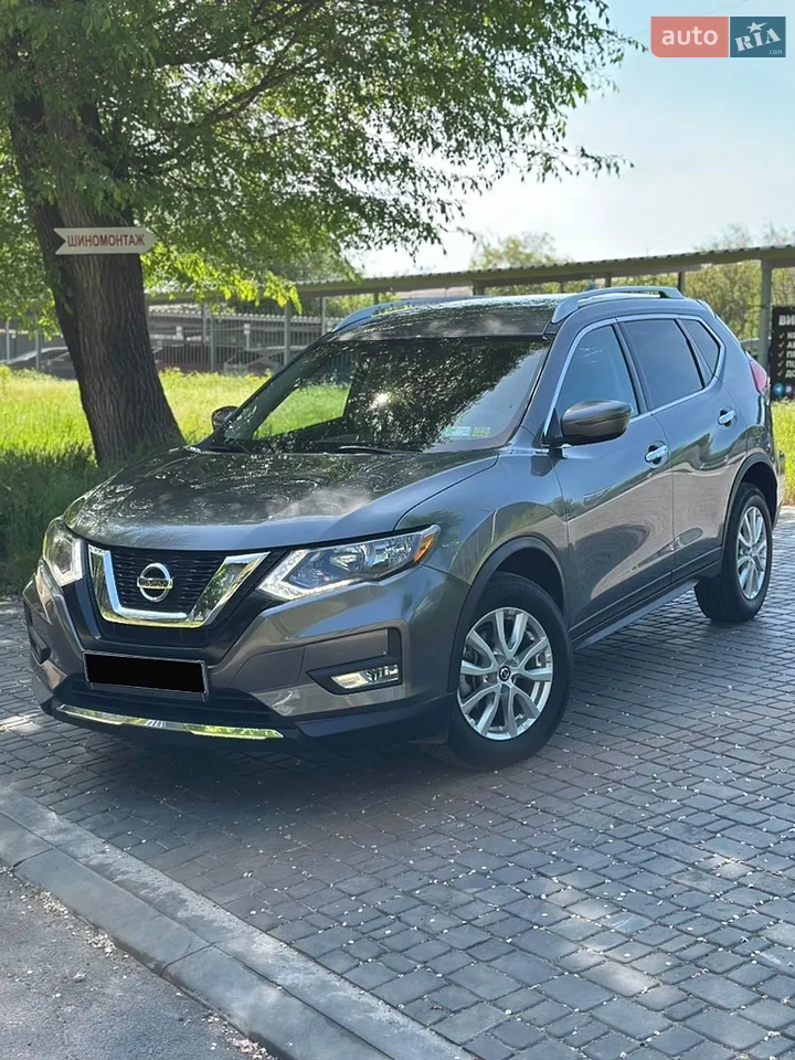 2017 Nissan Rogue - мініатюра 9