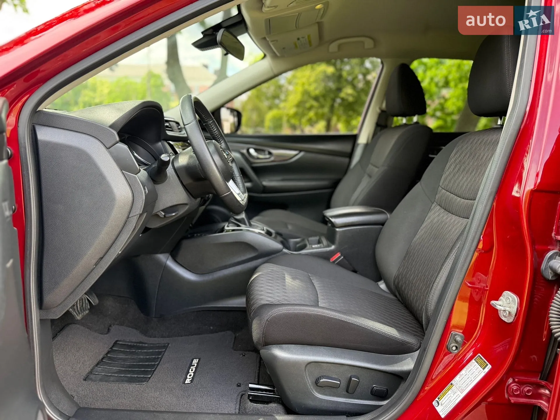 2019 Nissan Rogue - мініатюра 23