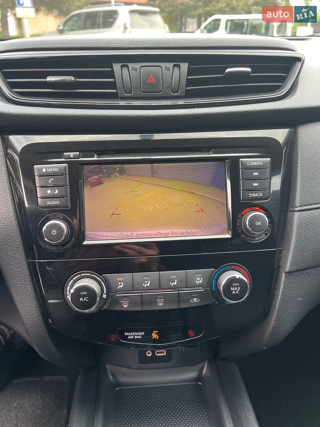 2017 Nissan Rogue - мініатюра 24