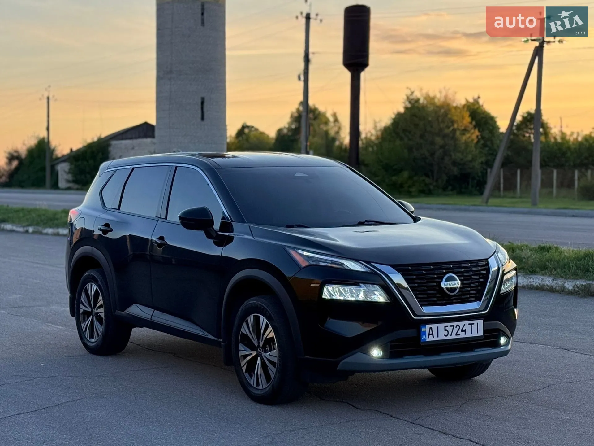 2021 Nissan Rogue - мініатюра 2