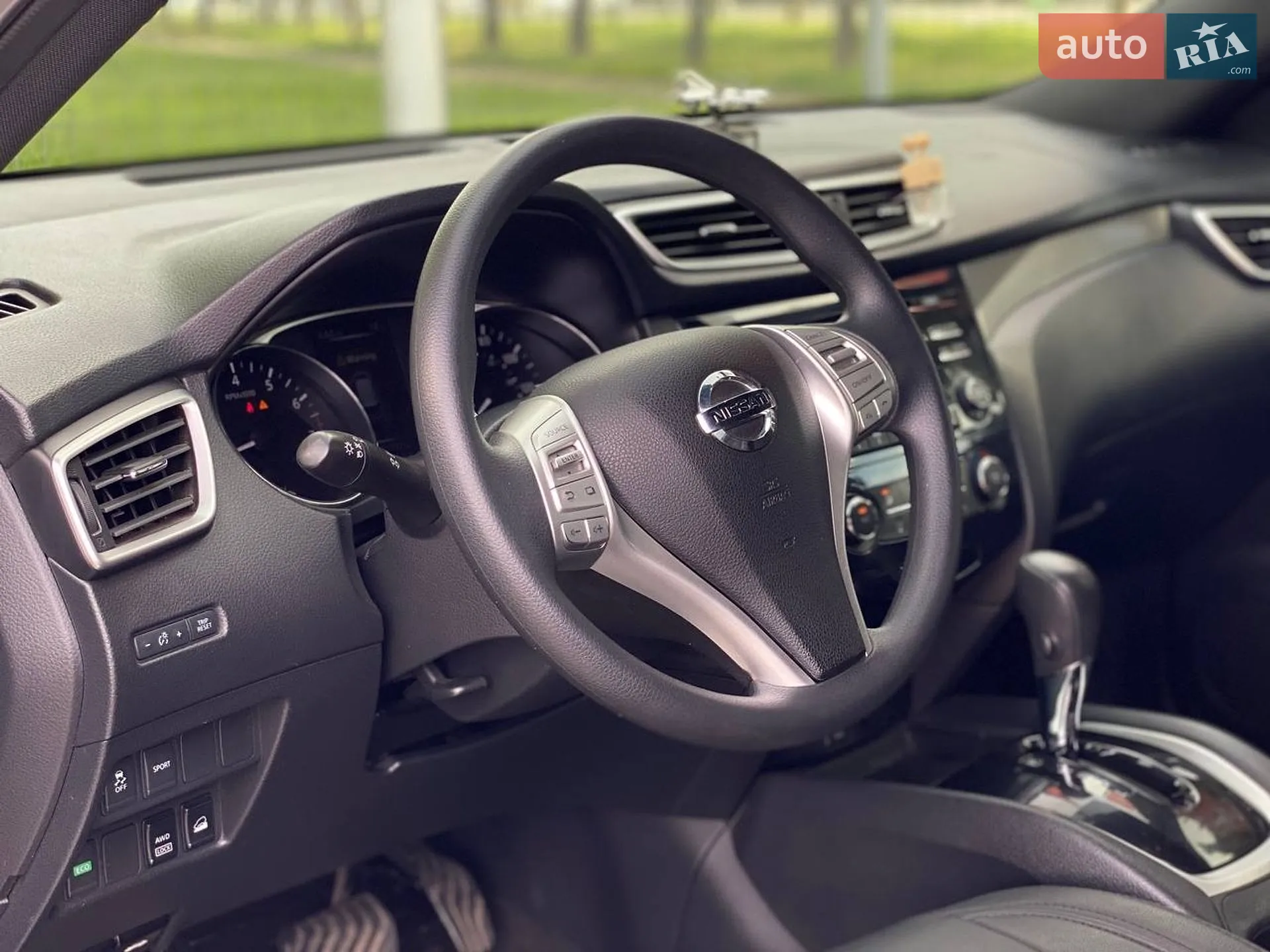 2016 Nissan Rogue - мініатюра 9