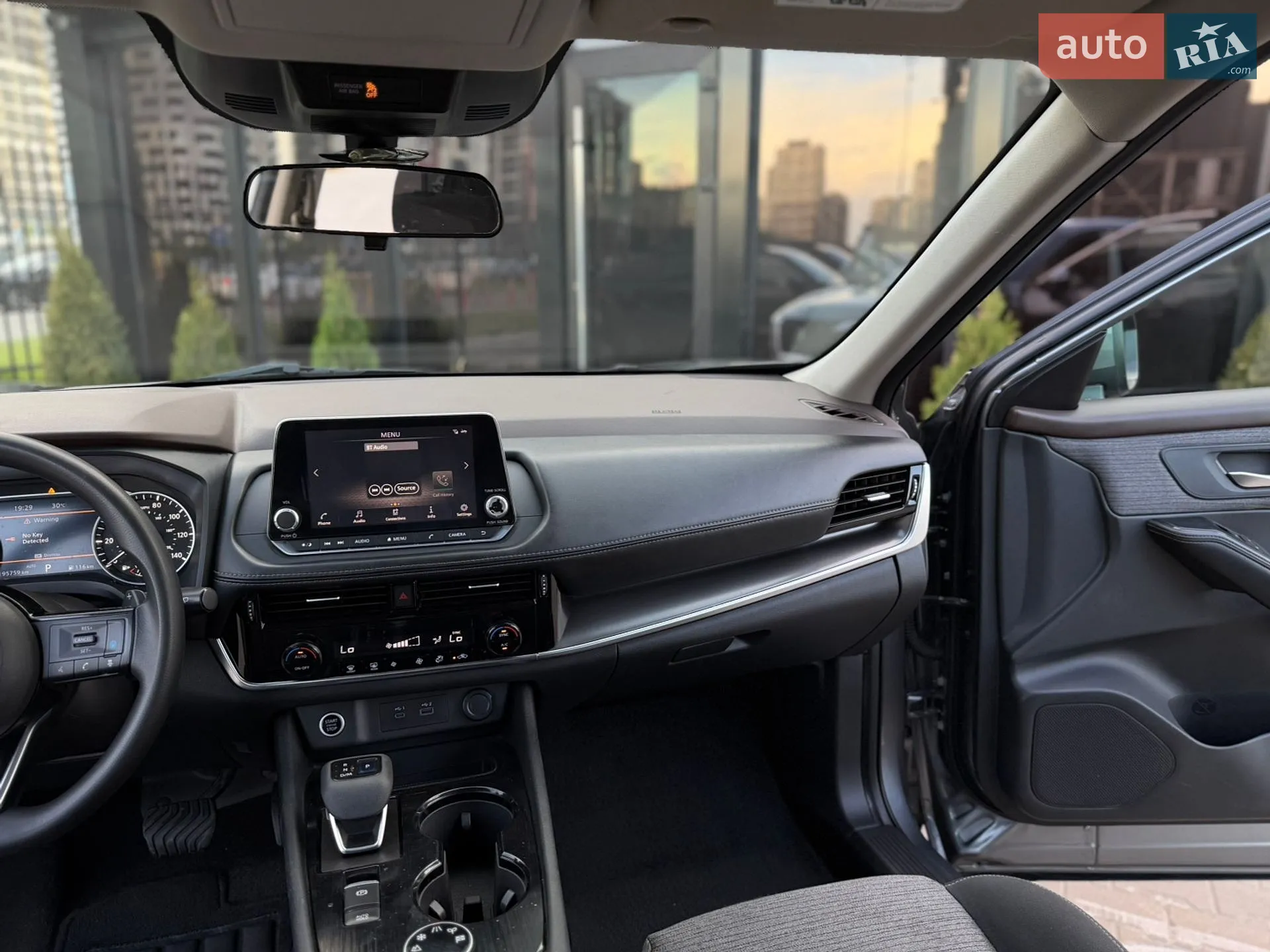 2021 Nissan Rogue - мініатюра 13