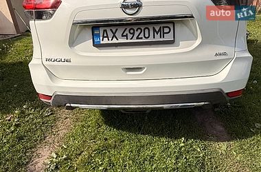 Внедорожник / Кроссовер Nissan Rogue 2017 в Харькове