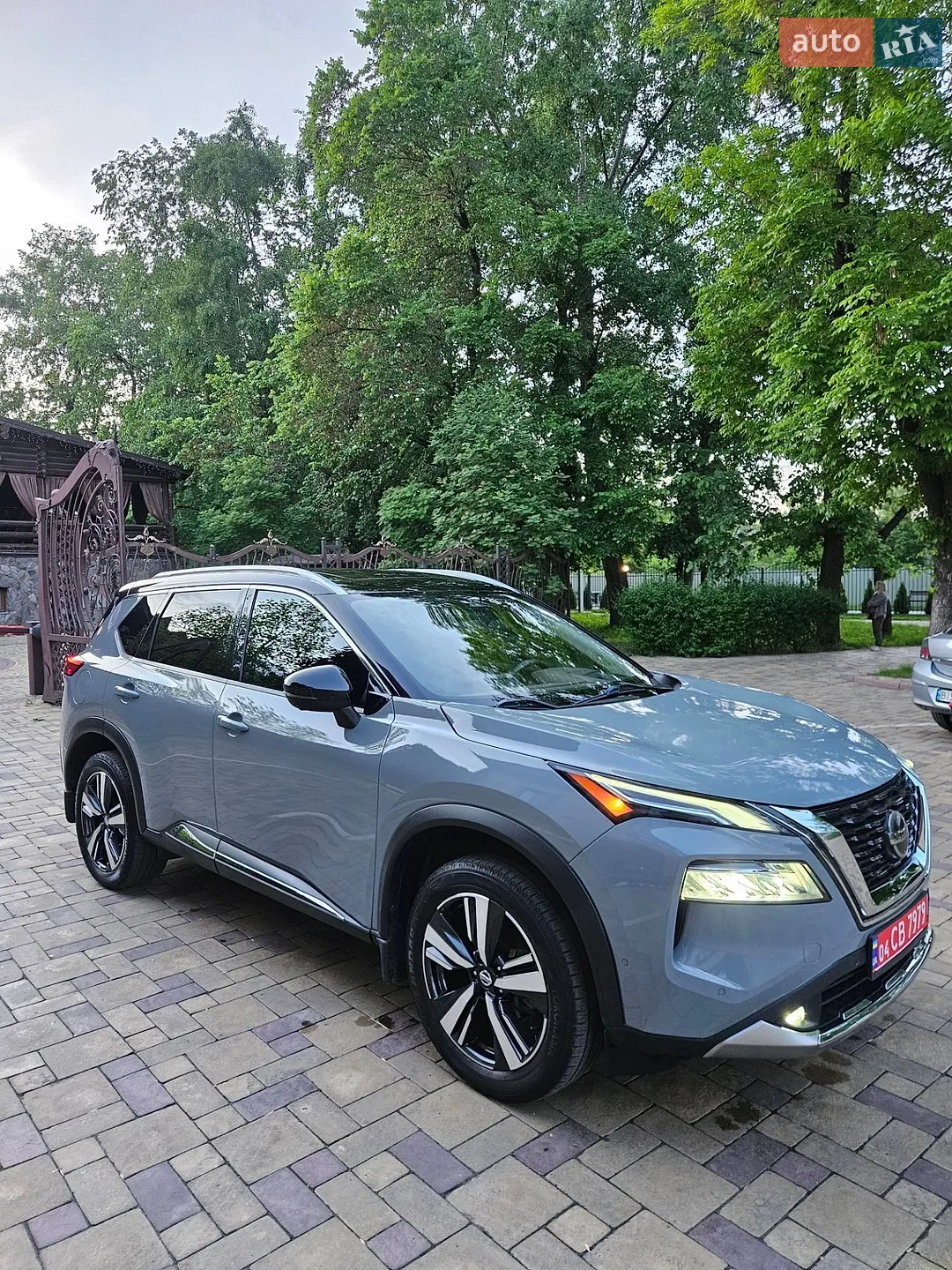 2021 Nissan Rogue - мініатюра 3