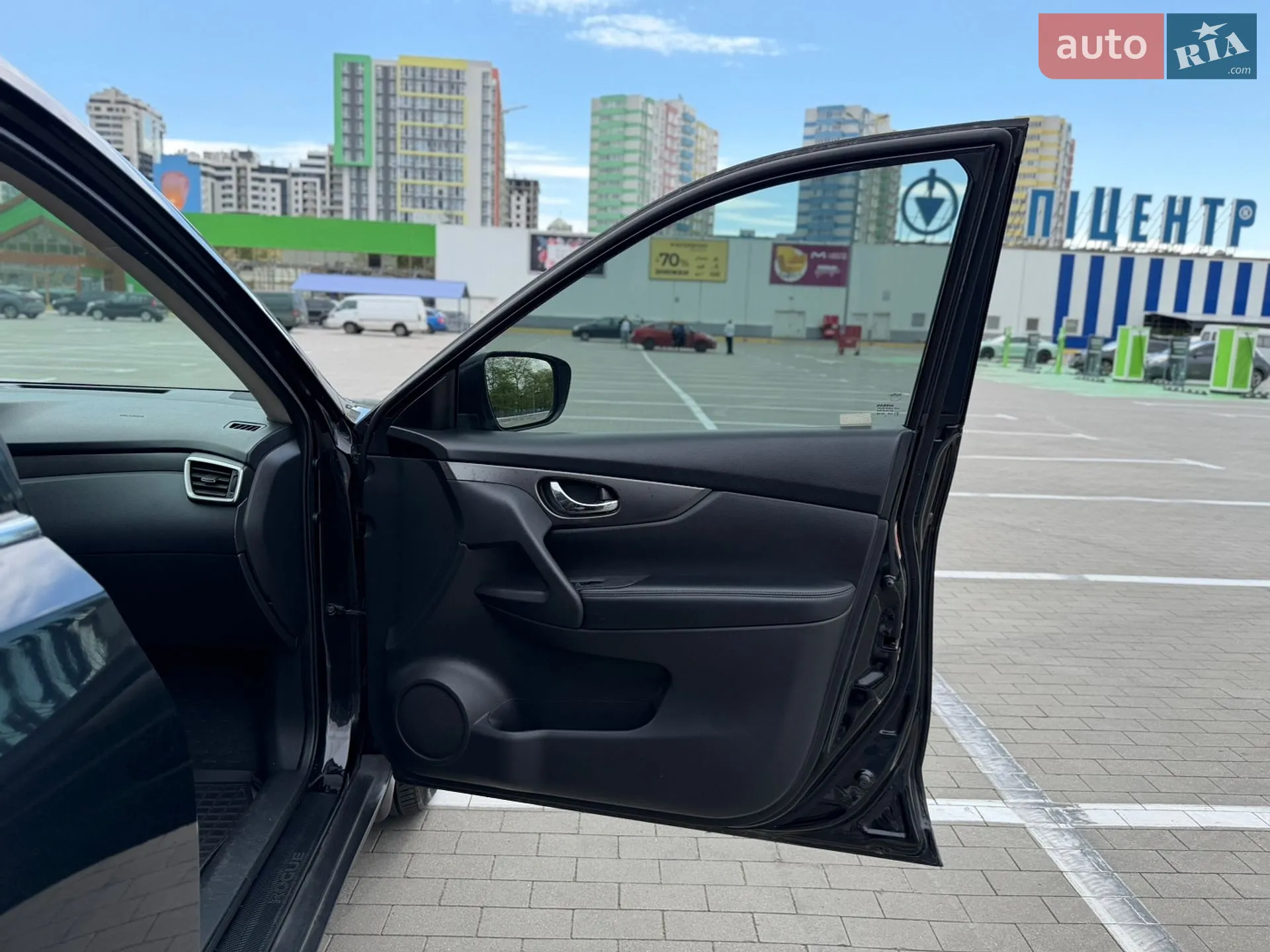 2016 Nissan Rogue - мініатюра 29