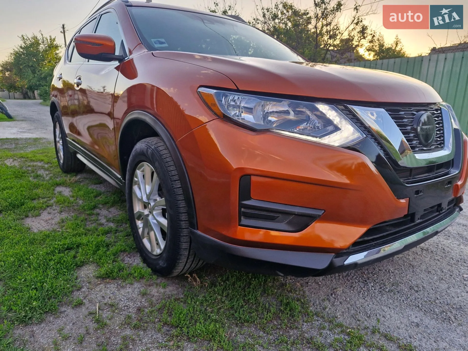 2018 Nissan Rogue - мініатюра 2