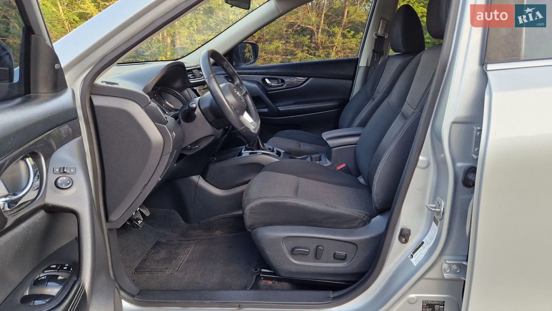2016 Nissan Rogue - мініатюра 9