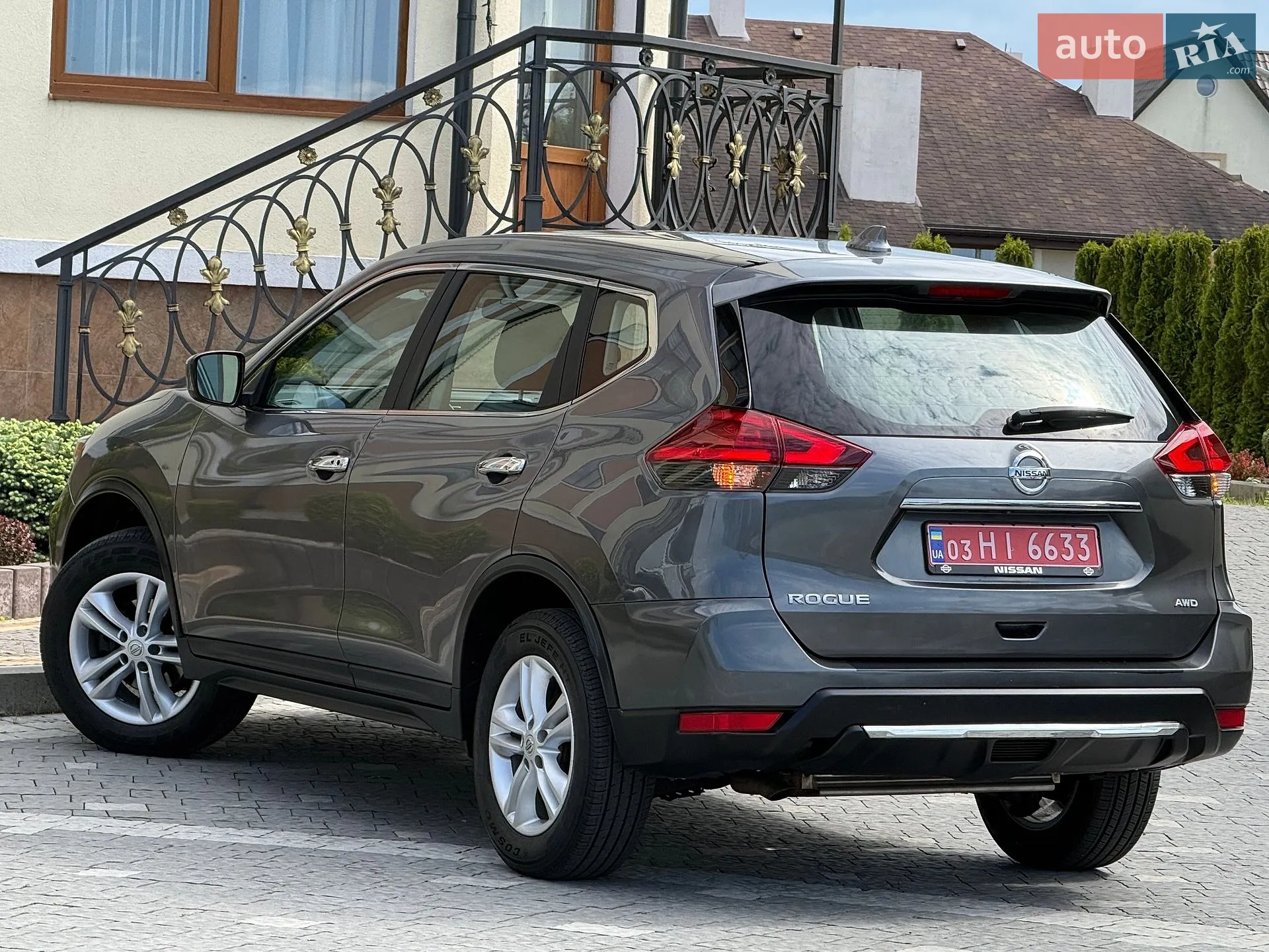 2017 Nissan Rogue - мініатюра 32
