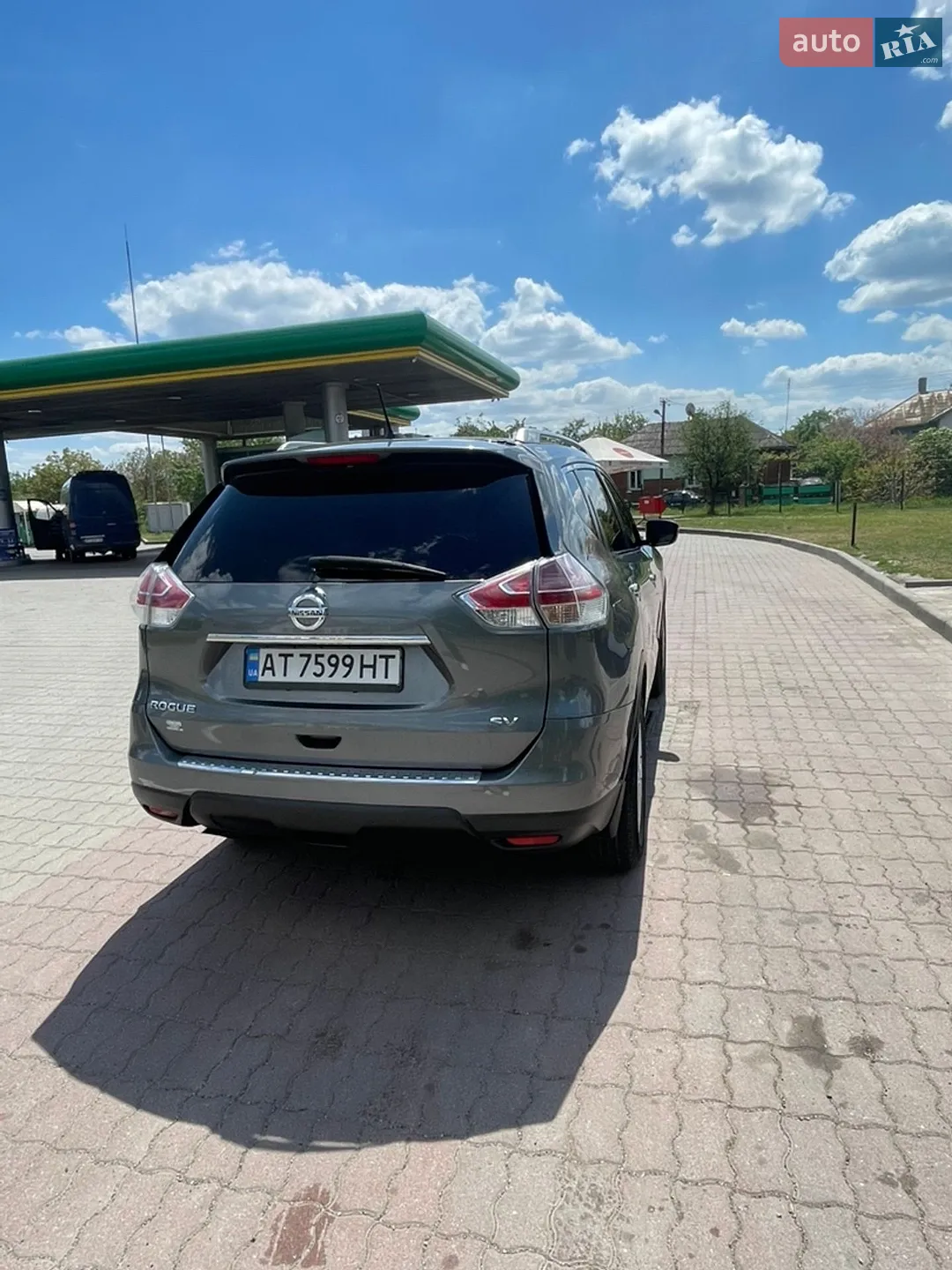 2016 Nissan Rogue - мініатюра 2