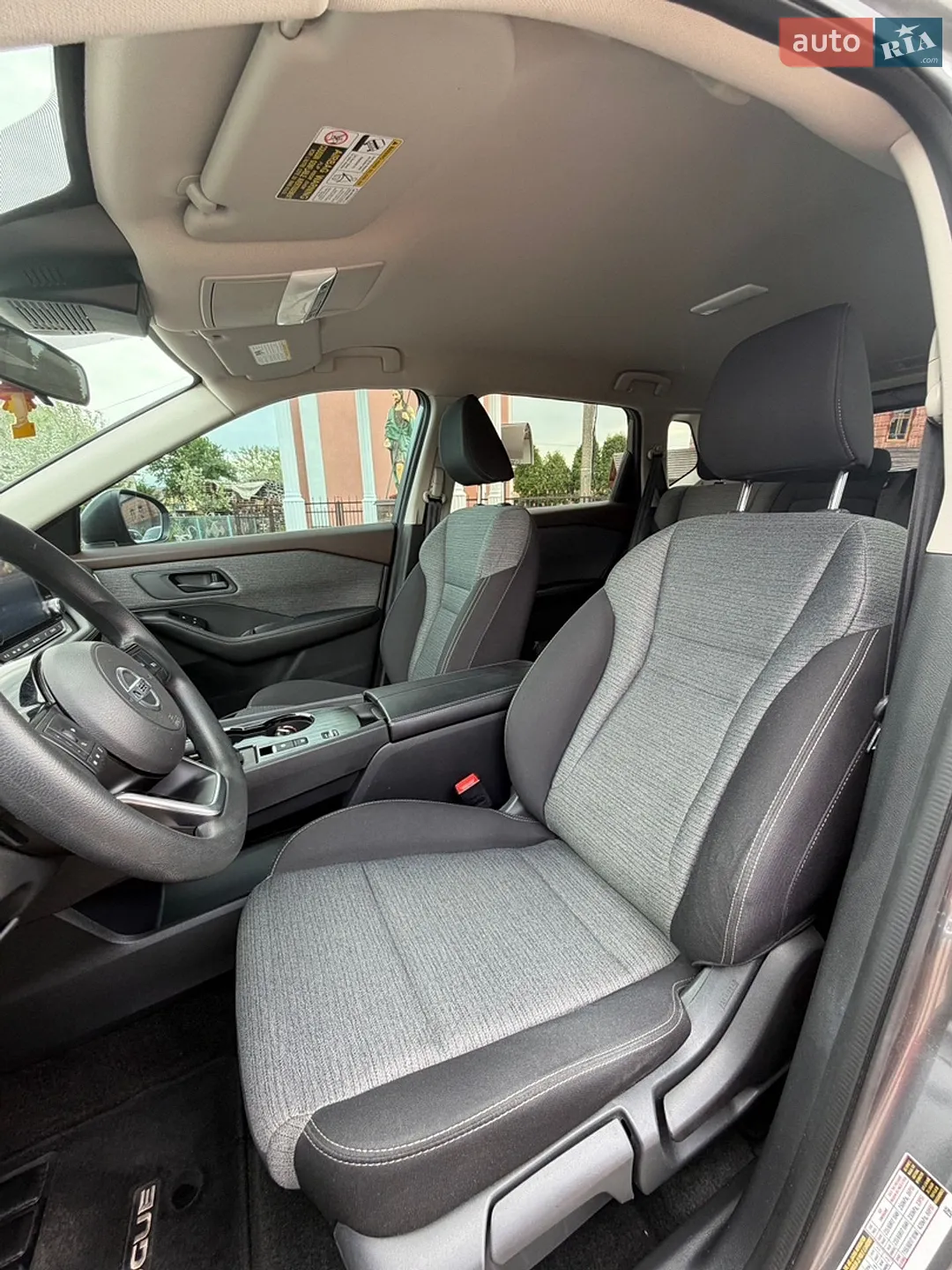 2021 Nissan Rogue - мініатюра 15