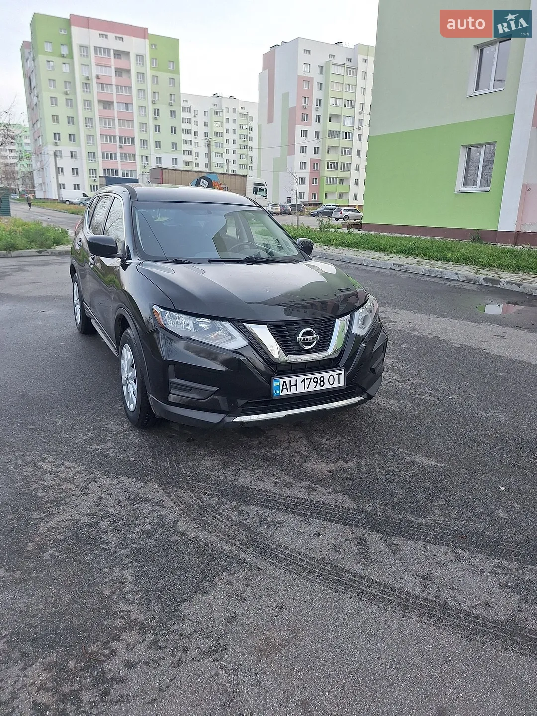 2017 Nissan Rogue - мініатюра 2