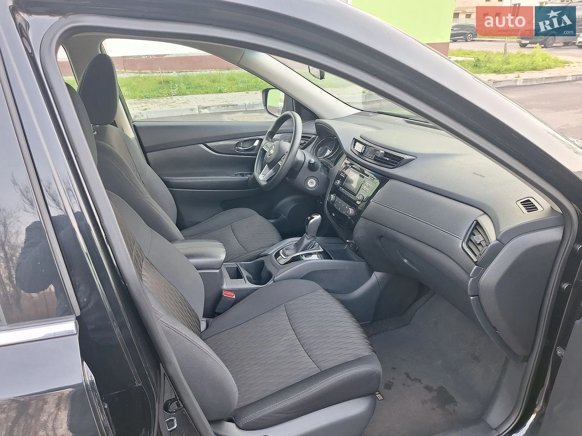 2017 Nissan Rogue - мініатюра 9
