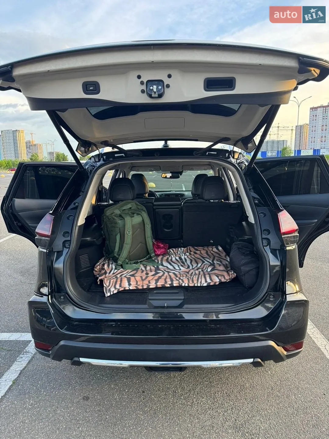 2018 Nissan Rogue - мініатюра 10
