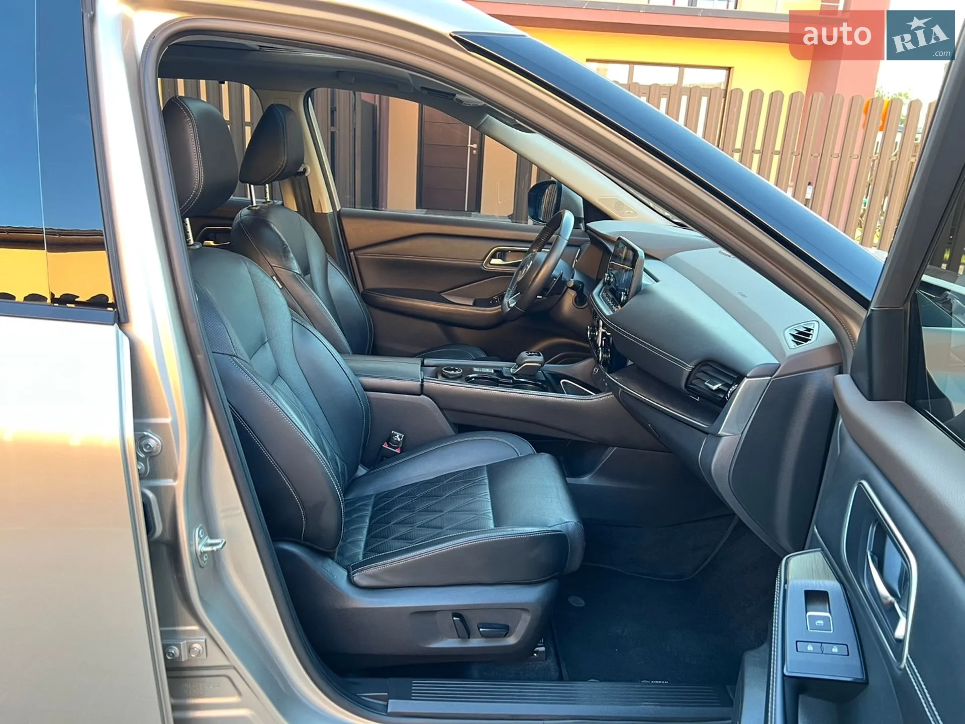 2021 Nissan Rogue - мініатюра 28