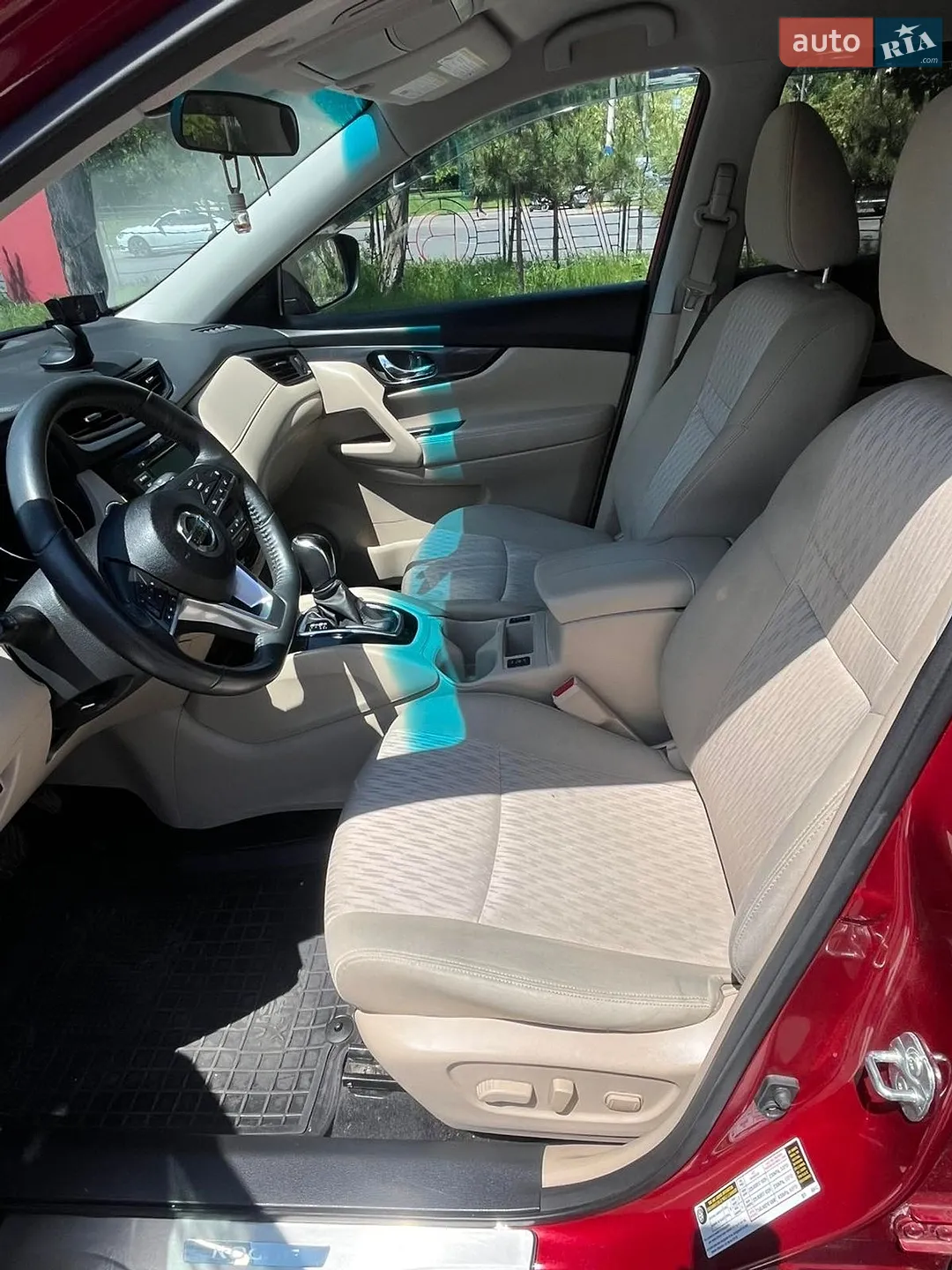 2018 Nissan Rogue - мініатюра 28