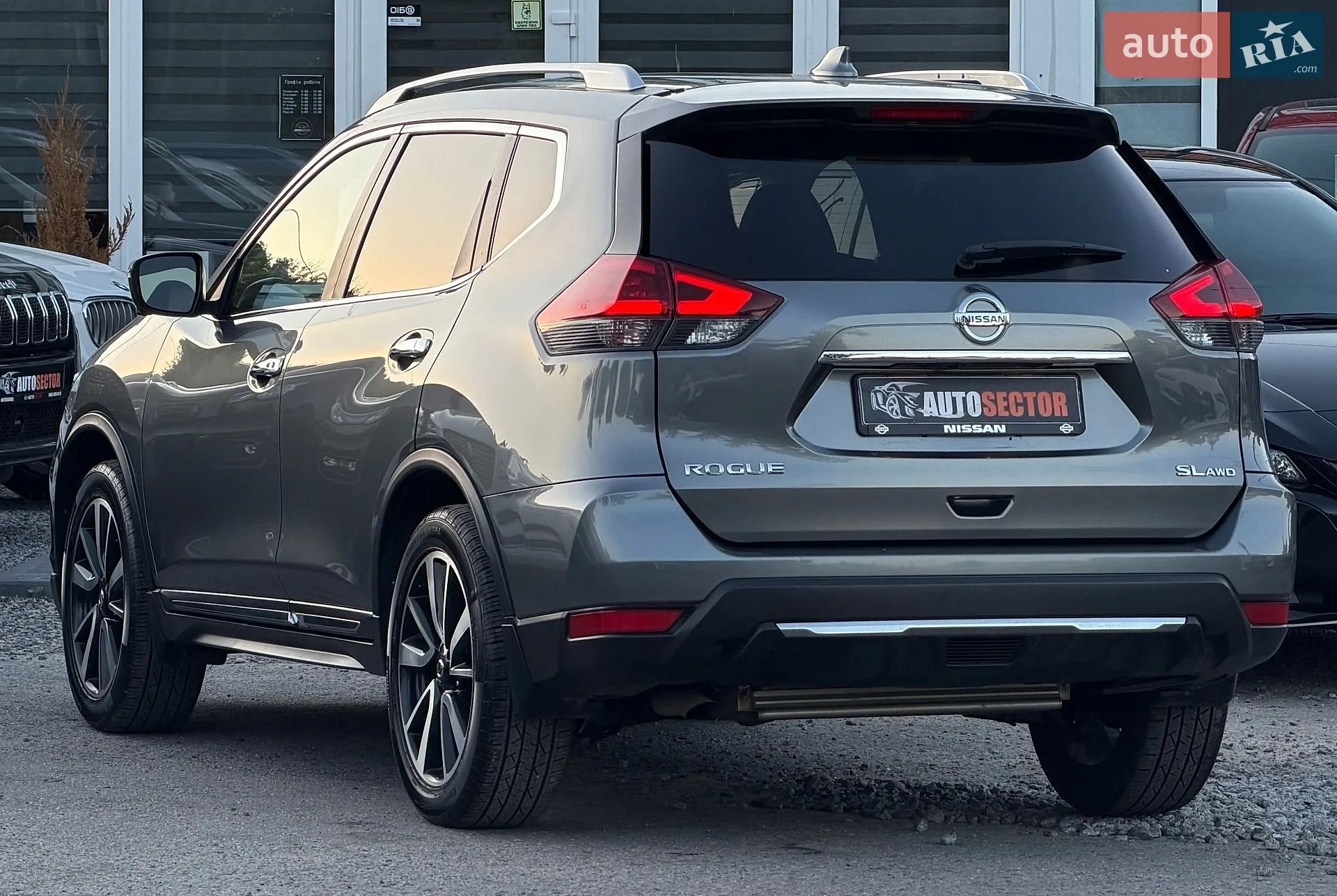 2018 Nissan Rogue - мініатюра 3