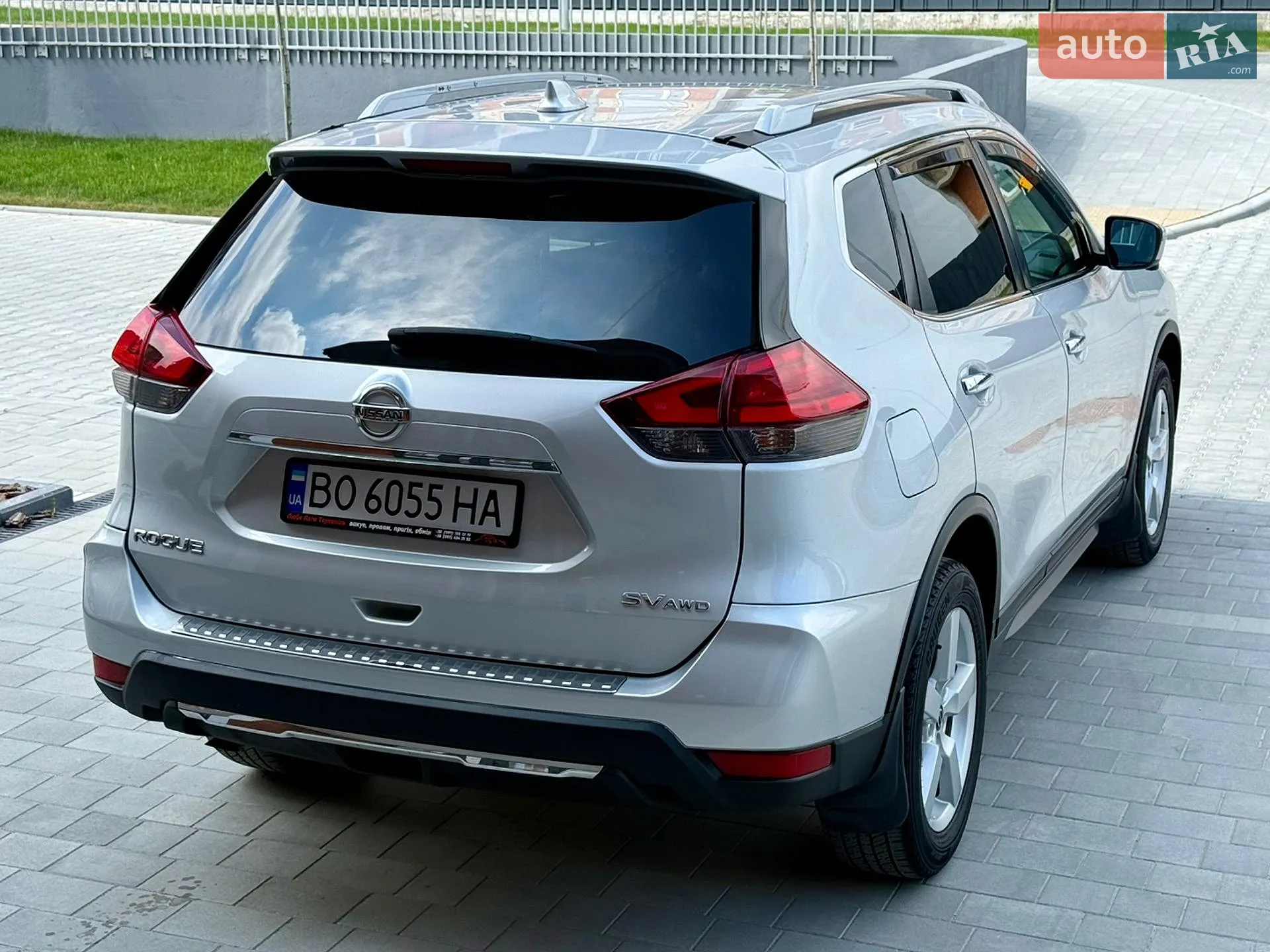 2017 Nissan Rogue - мініатюра 10