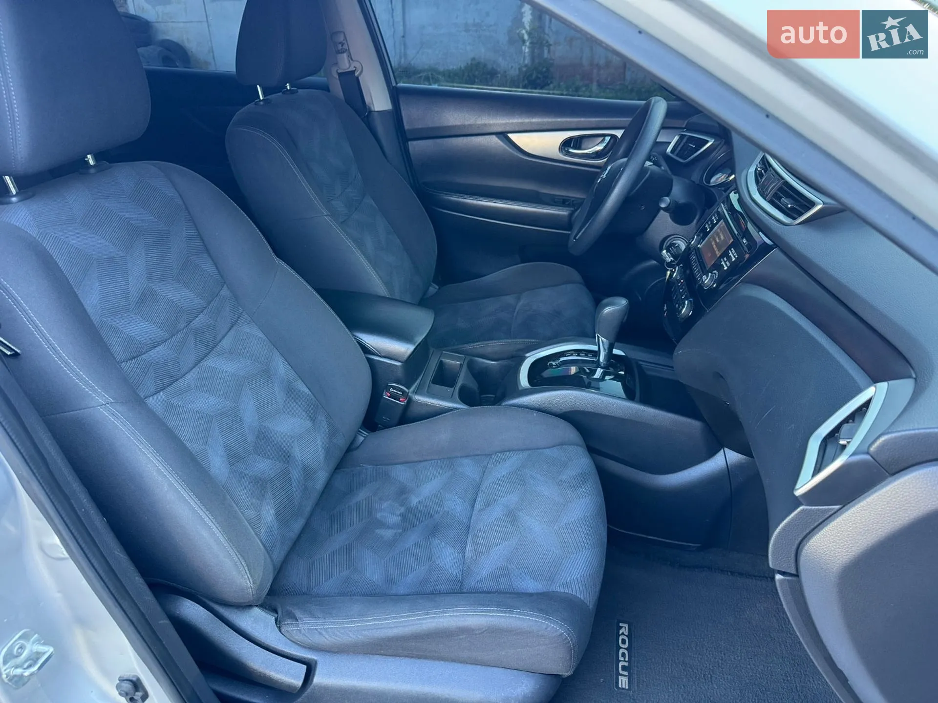 2016 Nissan Rogue - мініатюра 13